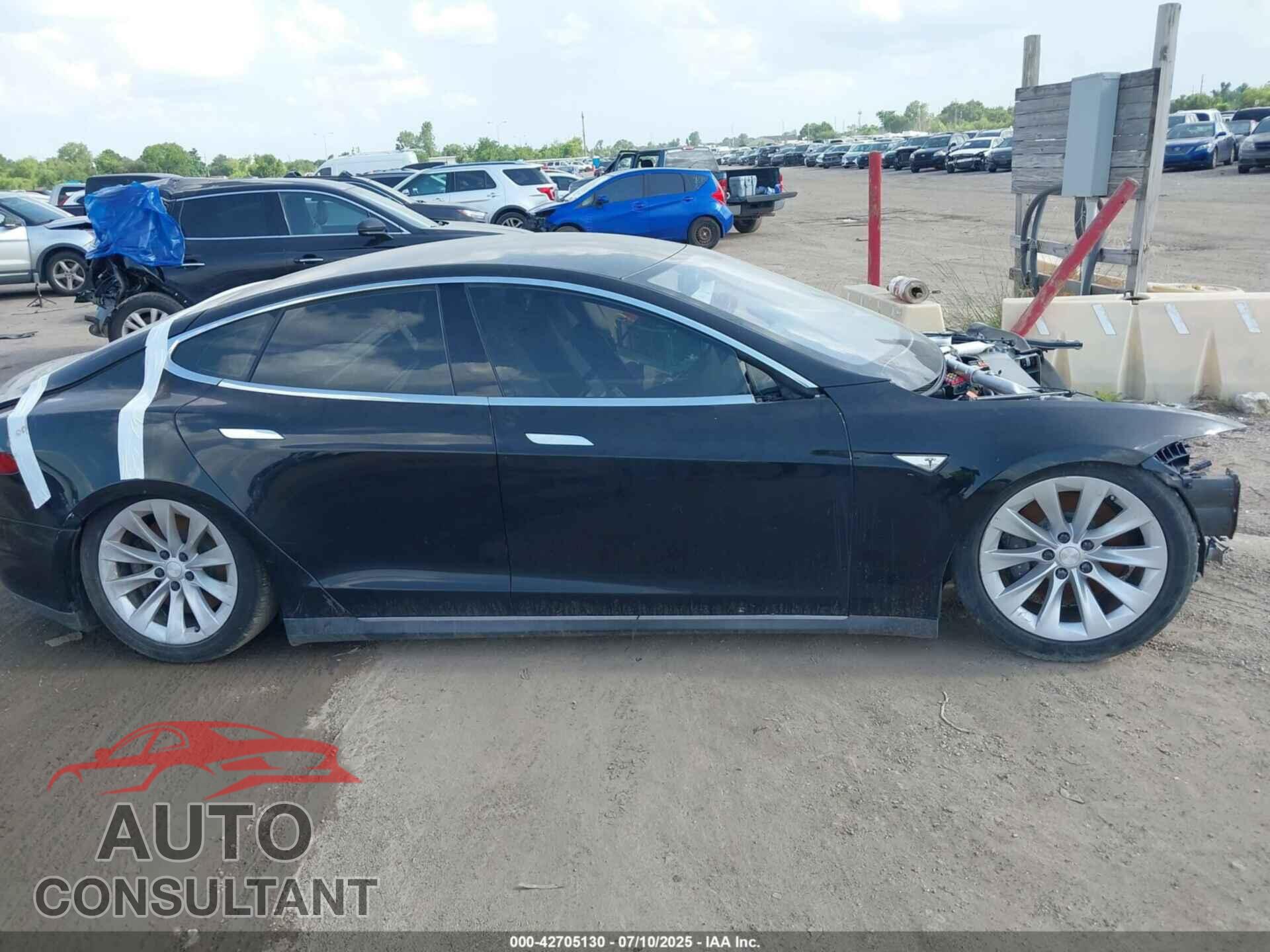 TESLA MODEL S 2013 - 5YJSA1DP2DFP05411