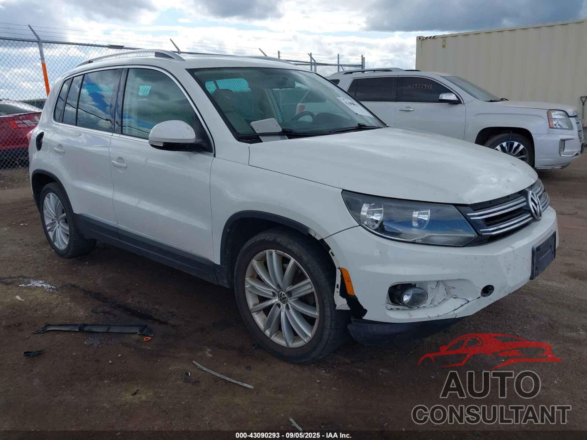VOLKSWAGEN TIGUAN 2012 - WVGAV7AX7CW550688