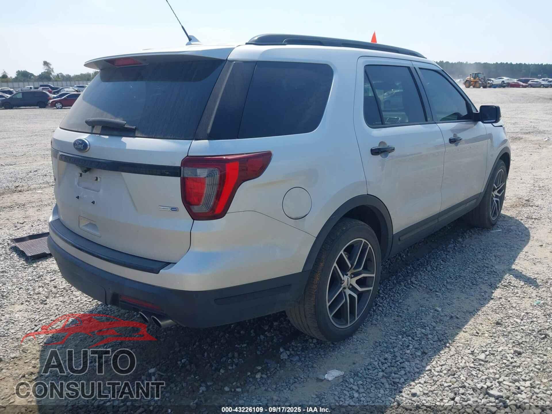 FORD EXPLORER 2018 - 1FM5K8GT1JGB15161