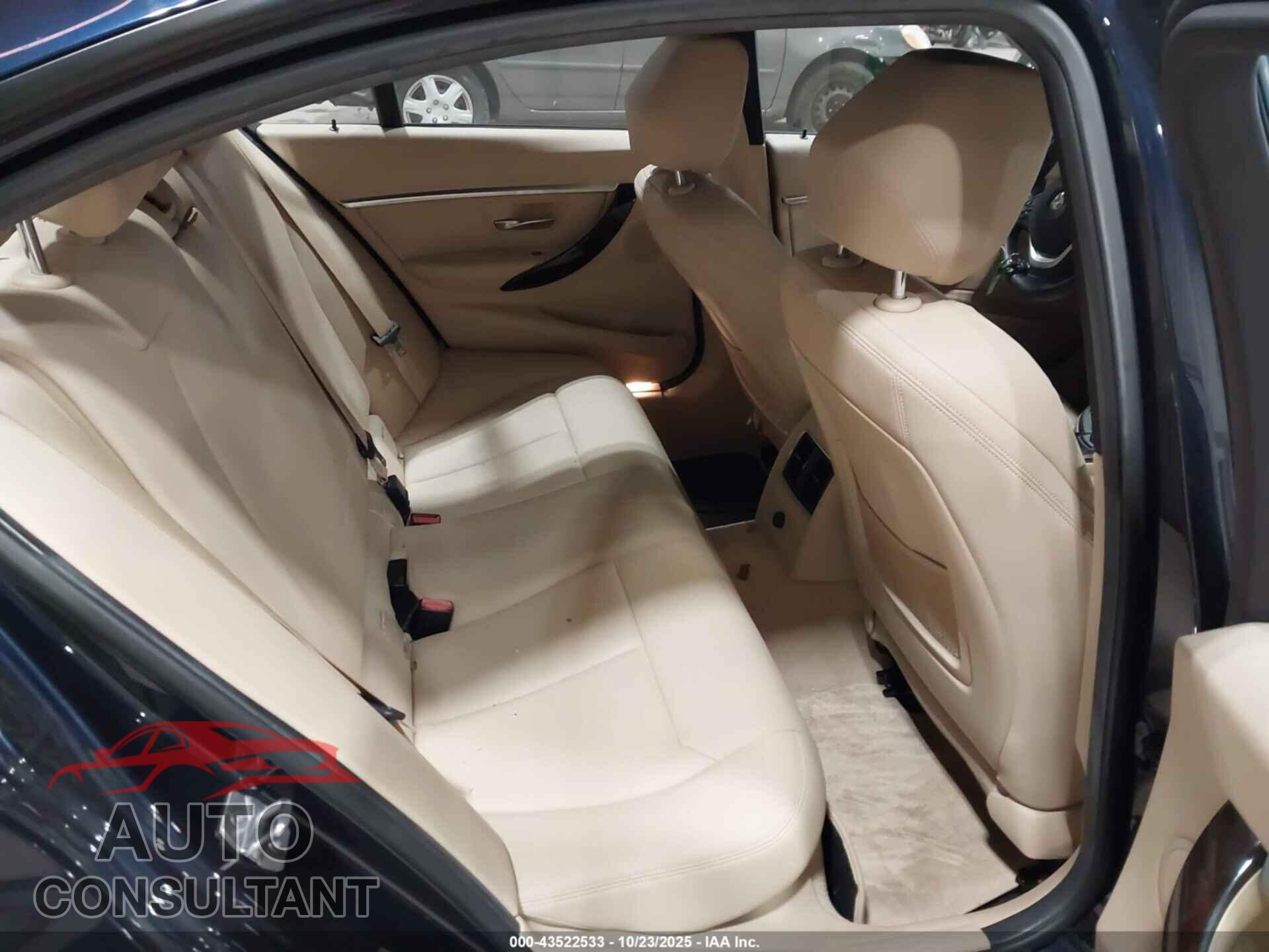 BMW 328I 2016 - WBA8E9G57GNU28362