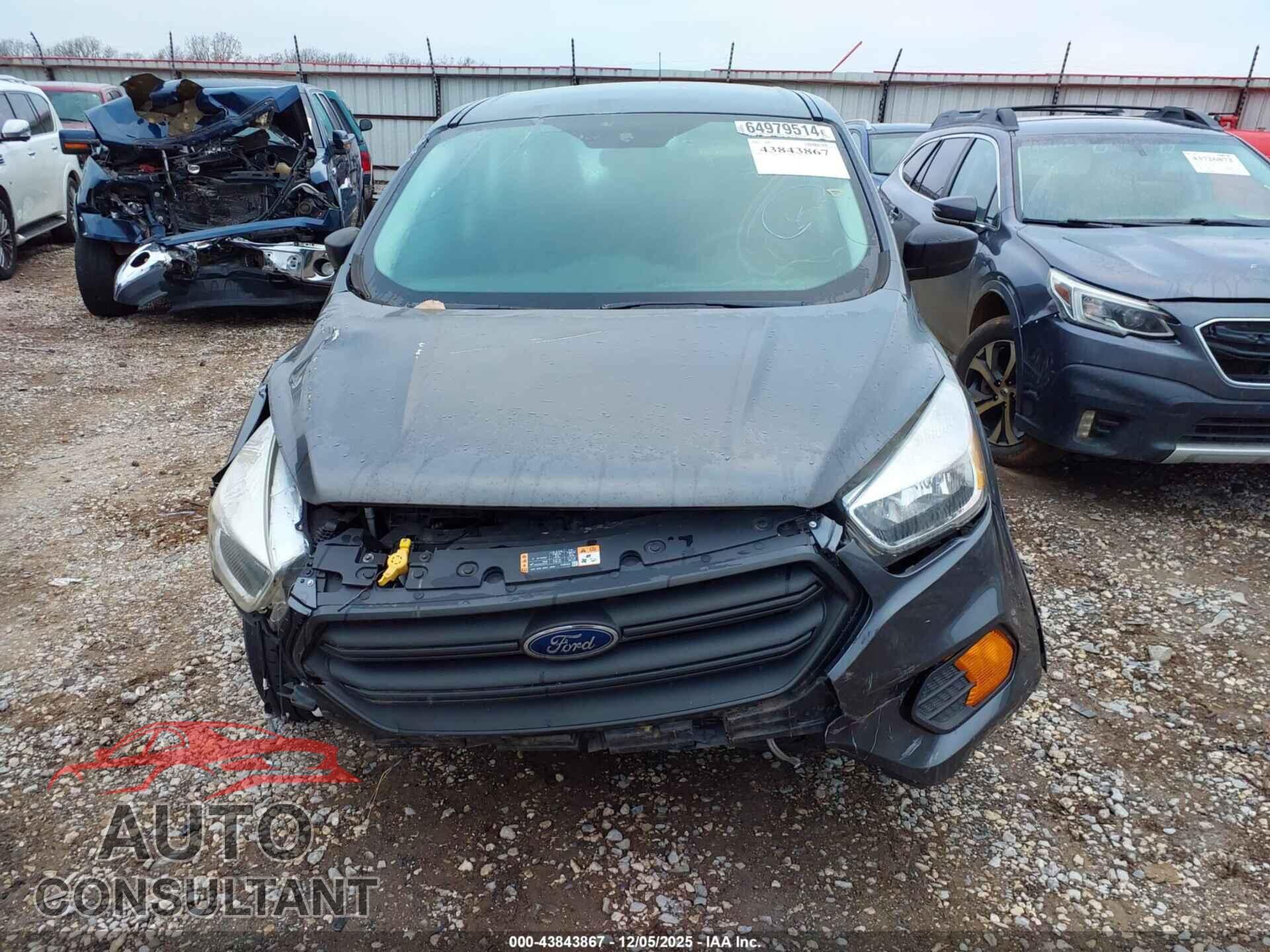 FORD ESCAPE 2017 - 1FMCU0F77HUB96086