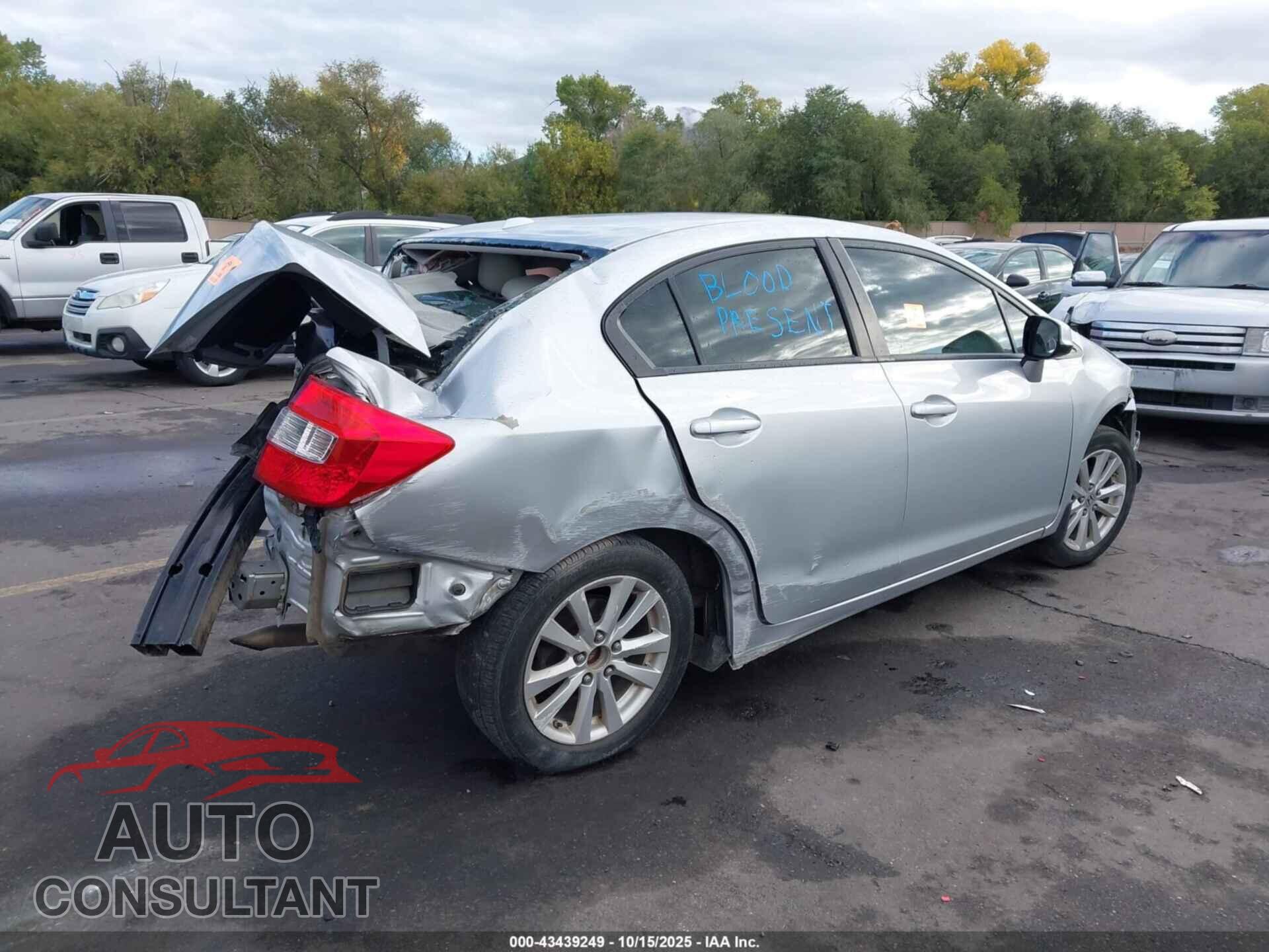 HONDA CIVIC 2012 - 2HGFB2F98CH504464