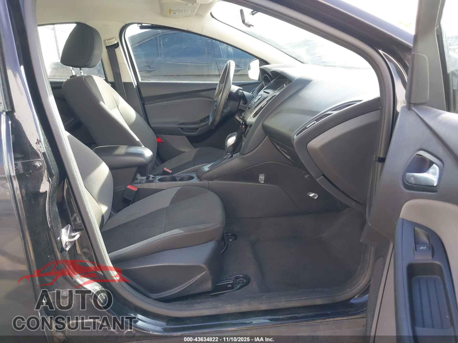 FORD FOCUS 2014 - 1FADP3F23EL294044