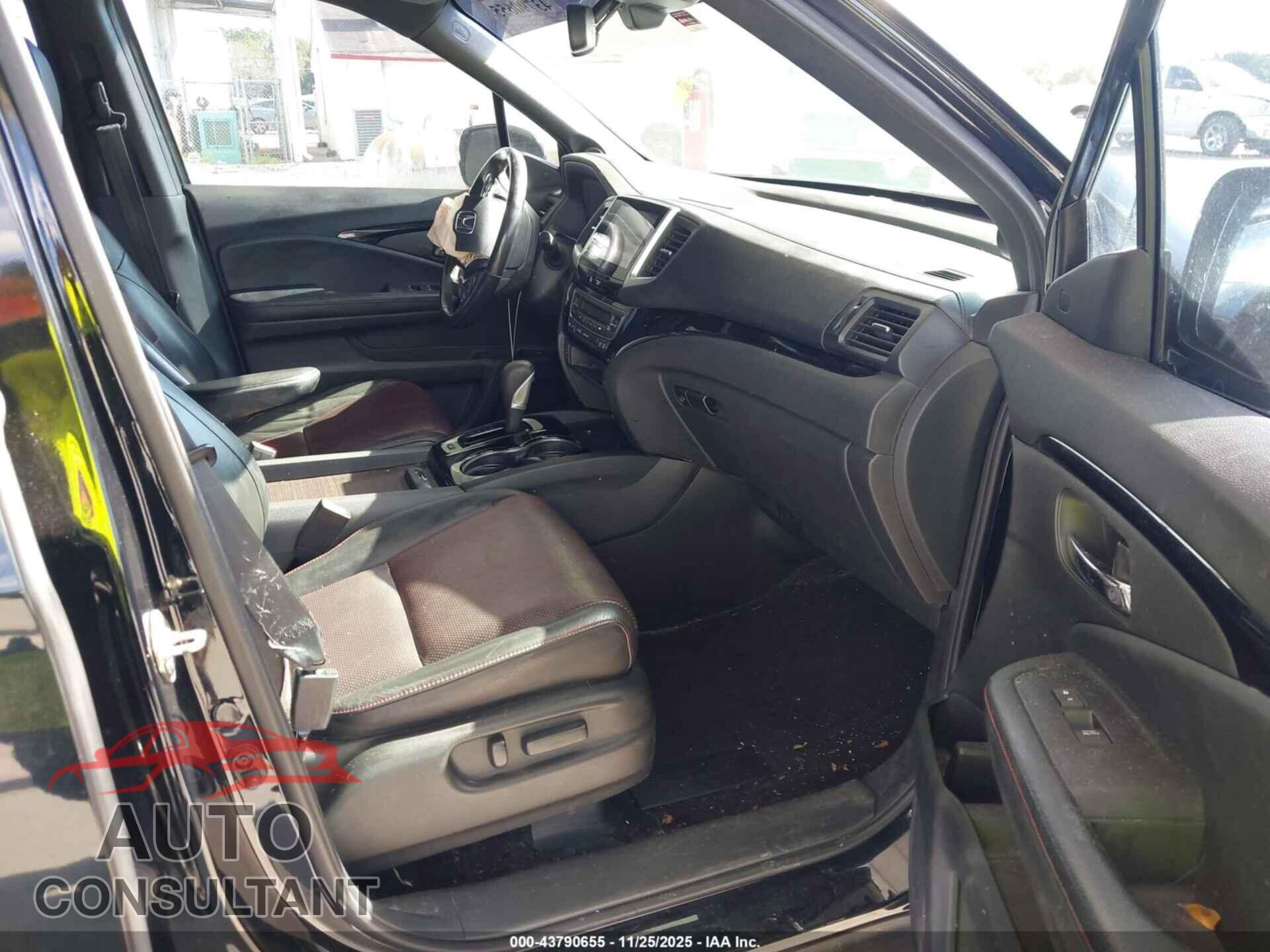 HONDA RIDGELINE 2017 - 5FPYK3F85HB039019