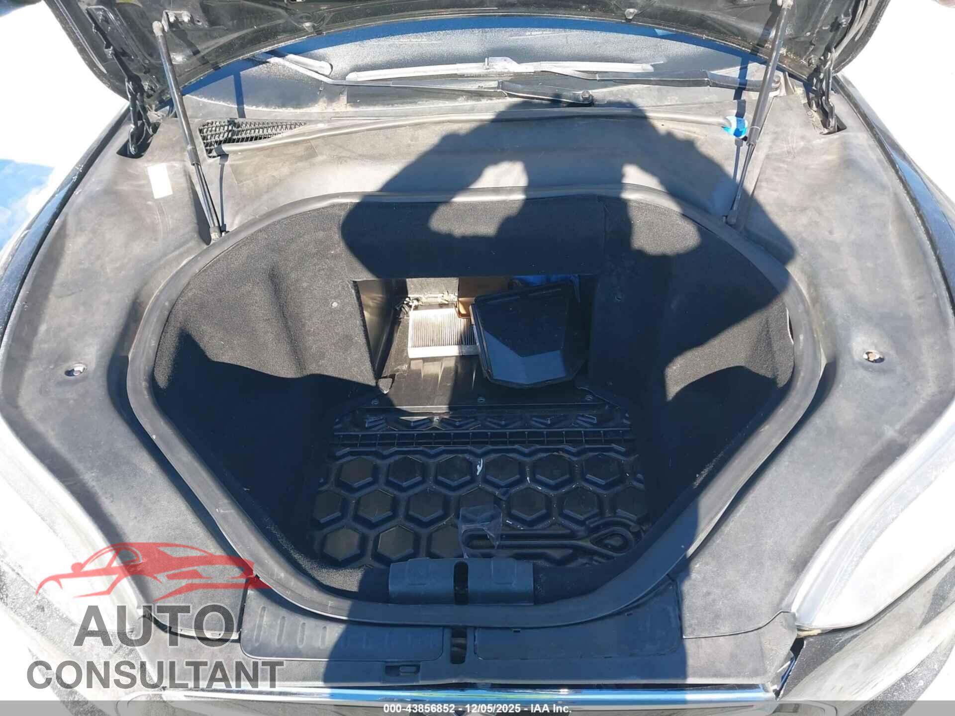 TESLA MODEL S 2014 - 5YJSA1S10EFP28489