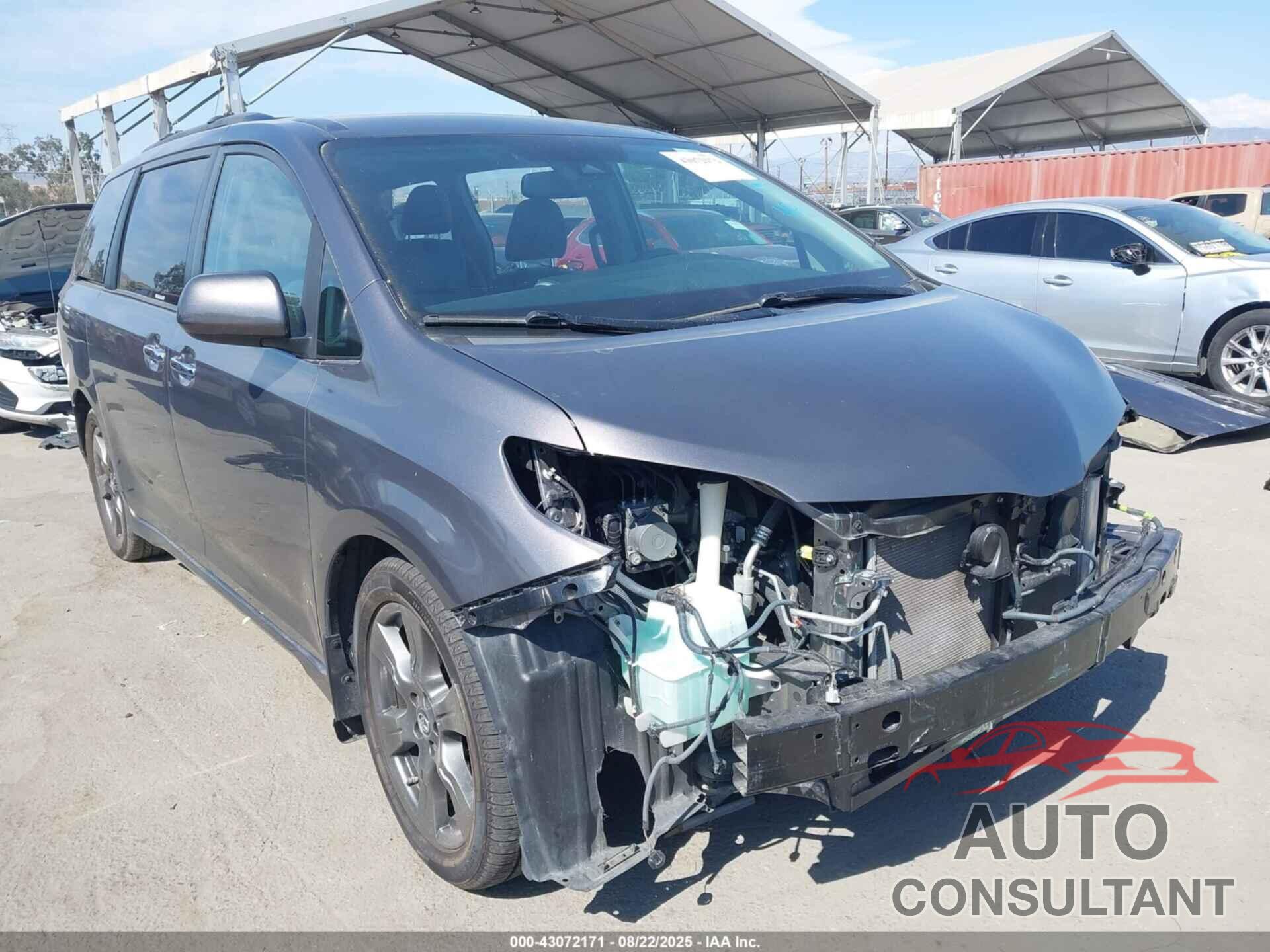 TOYOTA SIENNA 2020 - 5TDXZ3DC8LS024767