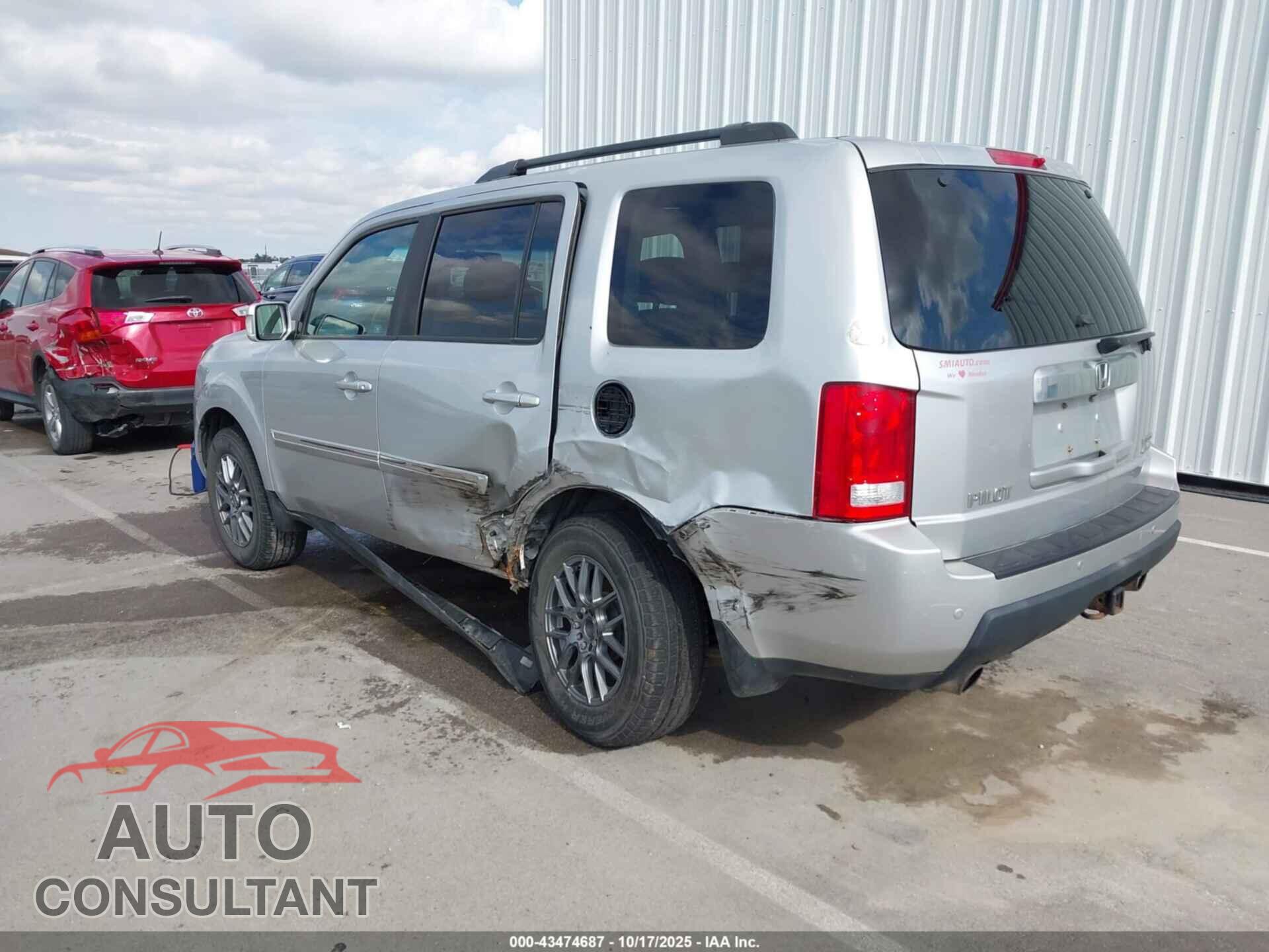 HONDA PILOT 2011 - 5FNYF4H91BB087875