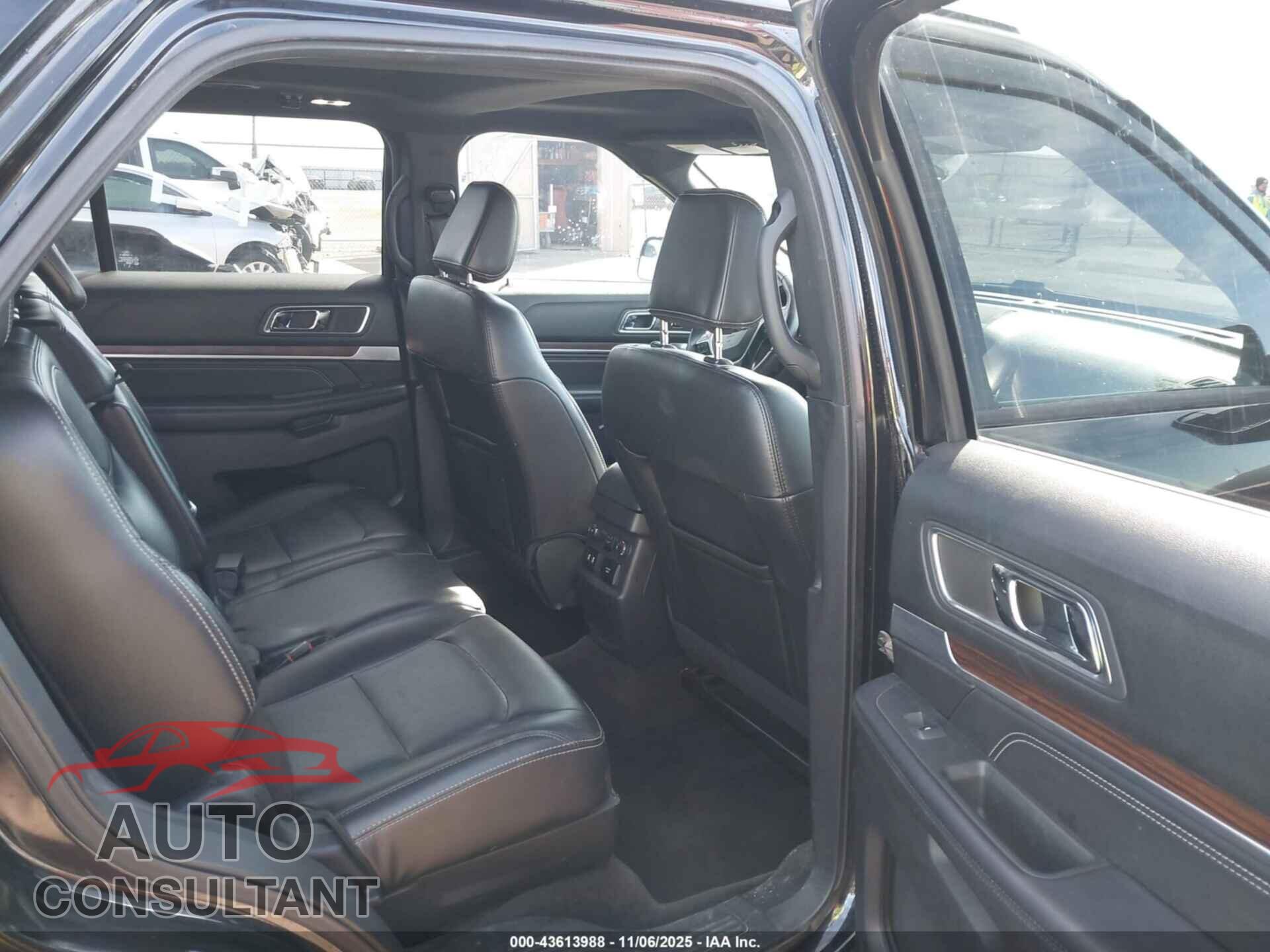 FORD EXPLORER 2018 - 1FM5K8F88JGB57985