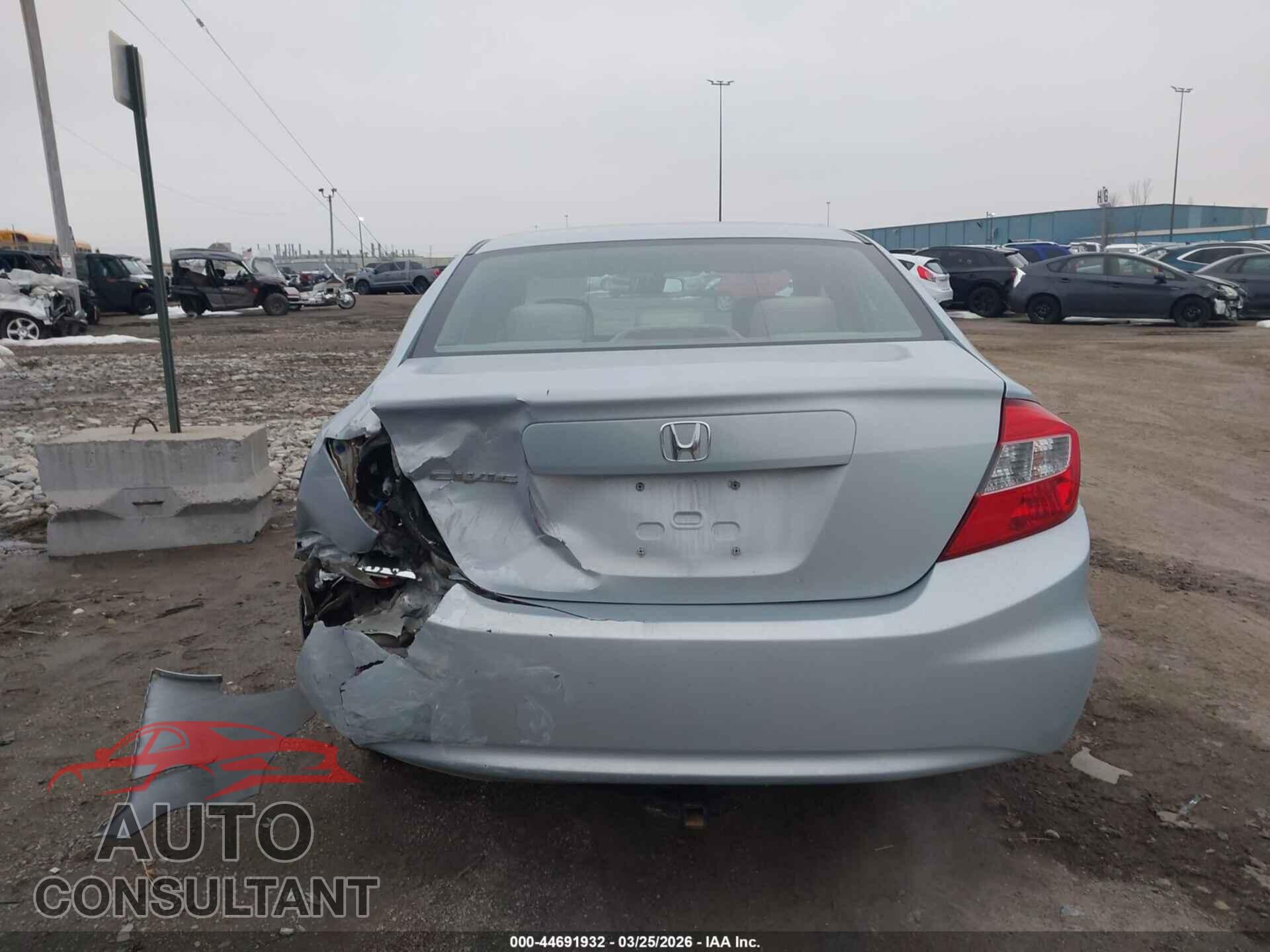 HONDA CIVIC 2012 - 2HGFB2F51CH593100