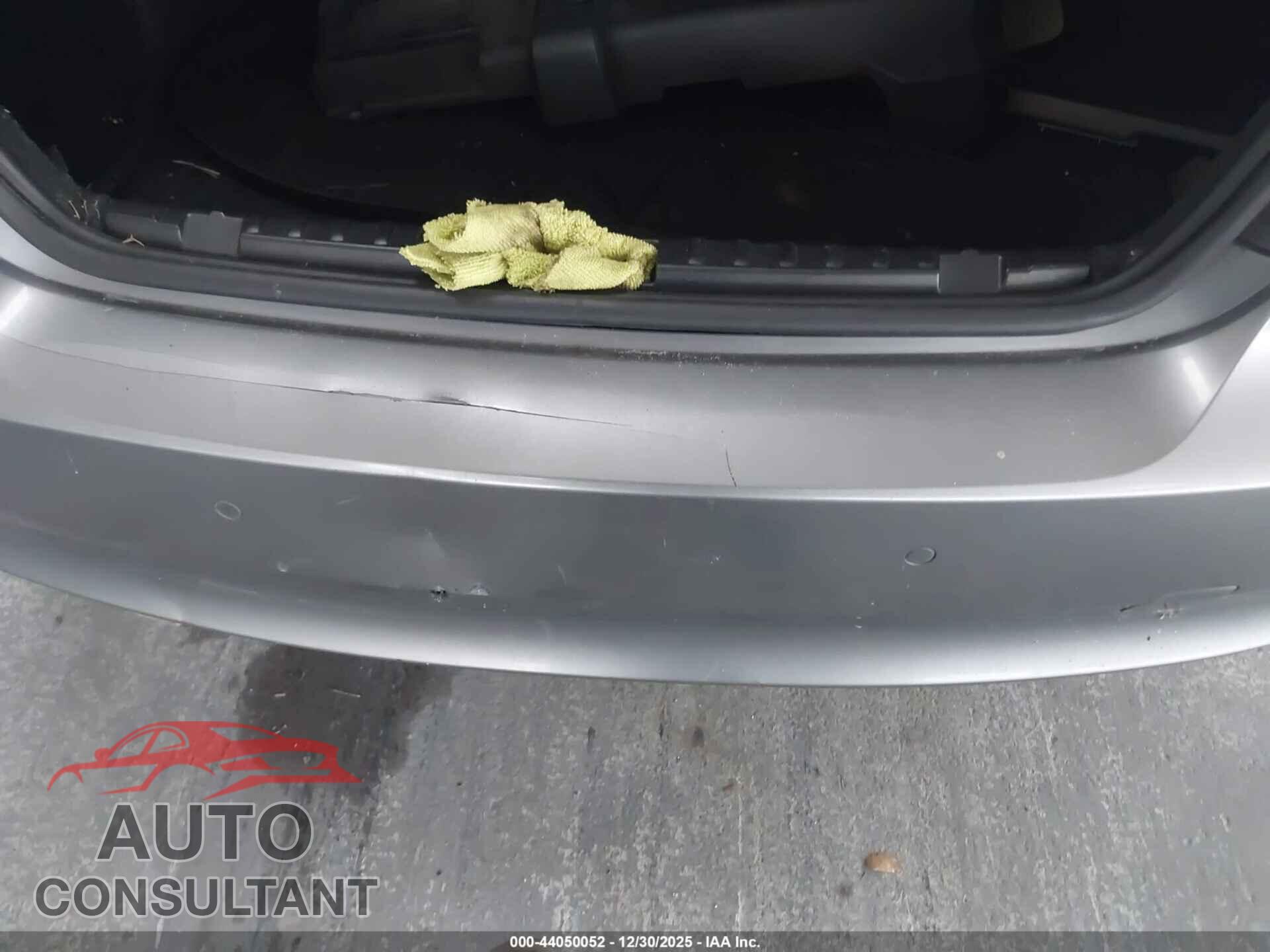 BMW 128I 2013 - WBAUL7C50DVU09856