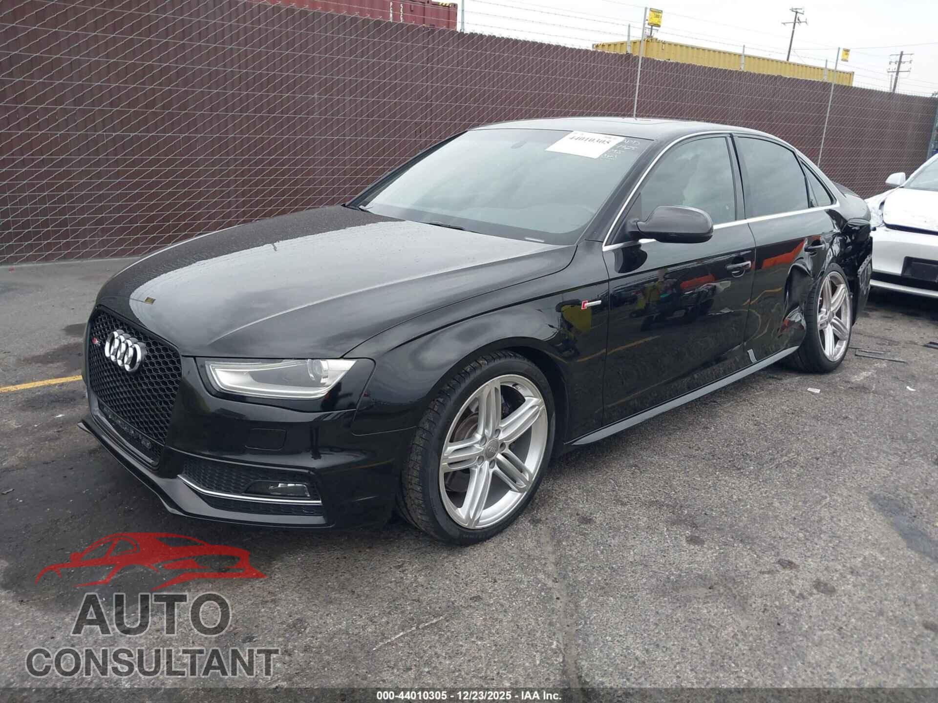AUDI S4 2015 - WAUBGAFL2FA060700