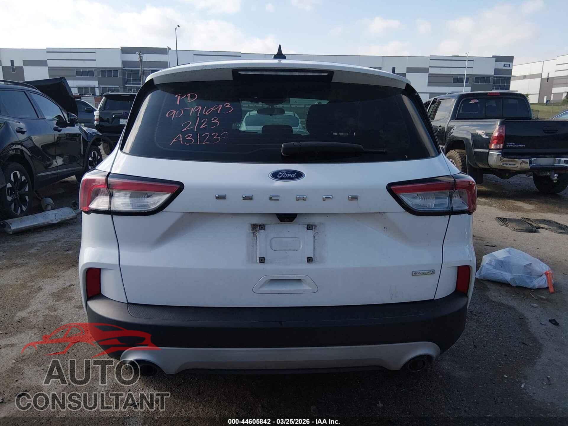FORD ESCAPE 2020 - 1FMCU0F63LUA31233