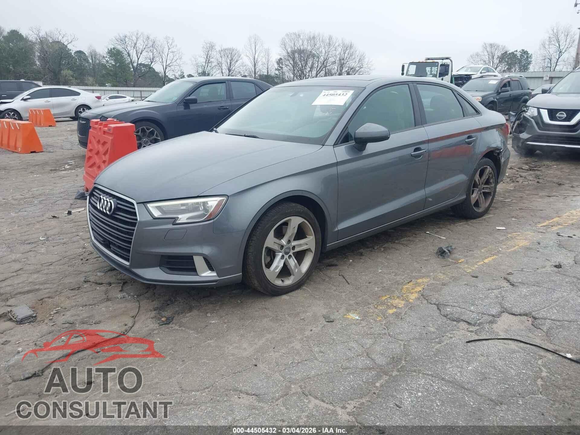 AUDI A3 2017 - WAUB8GFFXH1068024