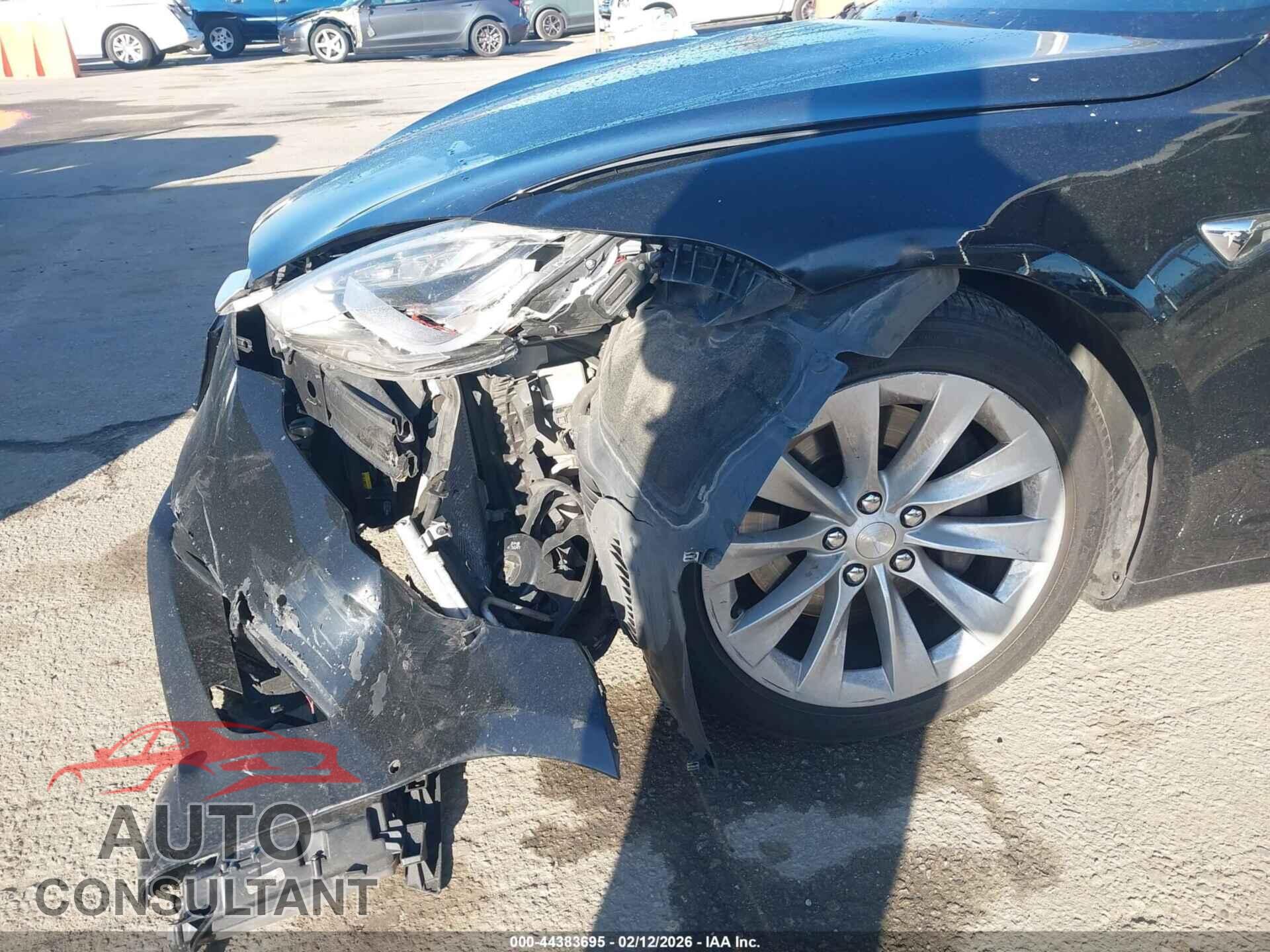 TESLA MODEL S 2017 - 5YJSA1E18HF210565