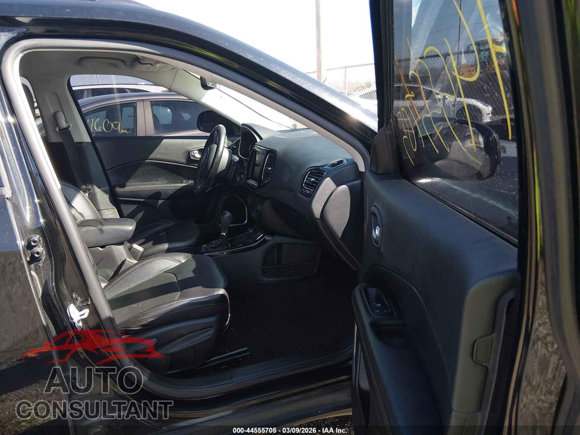 JEEP COMPASS 2020 - 3C4NJDCB2LT233778