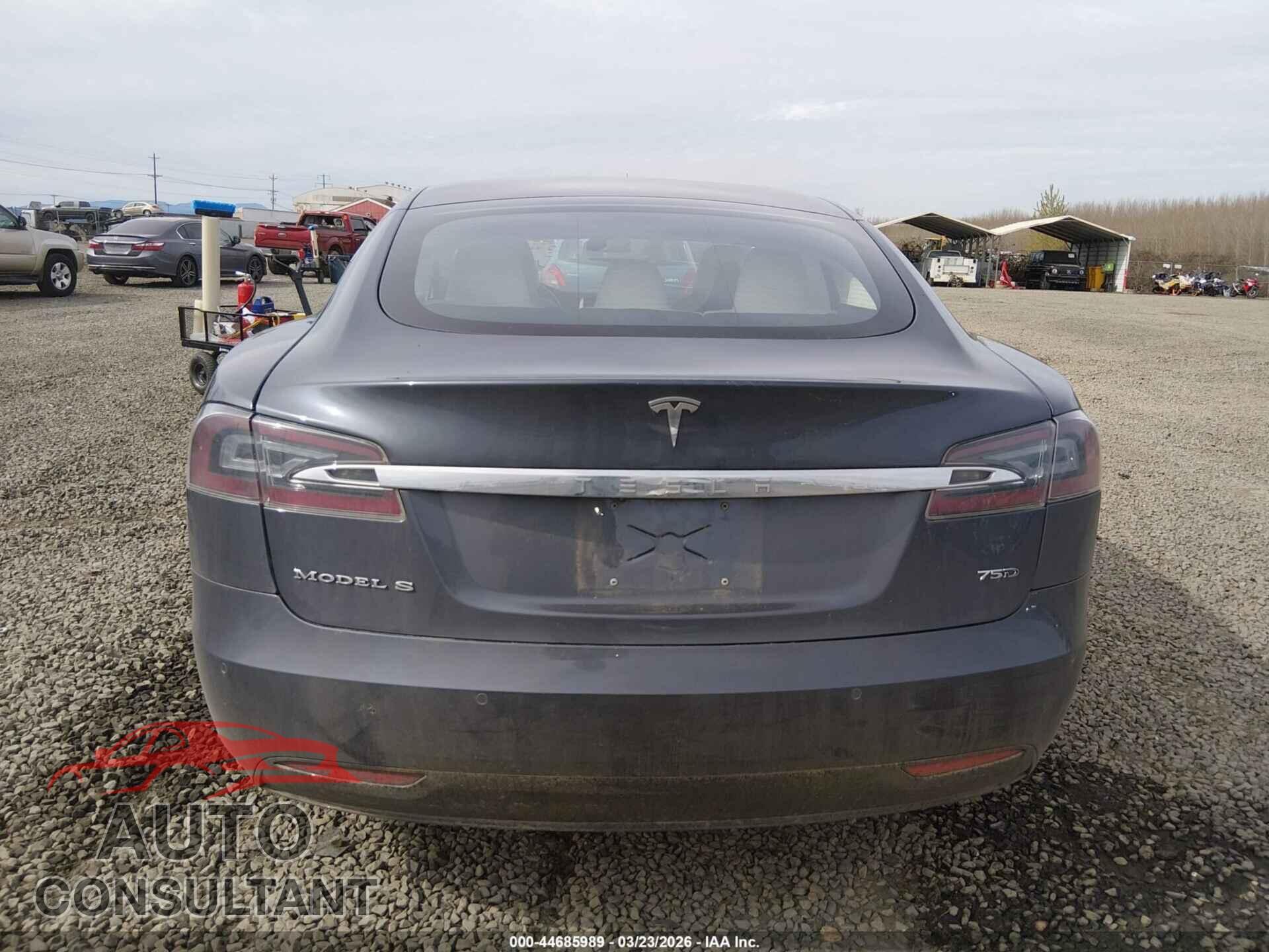 TESLA MODEL S 2019 - 5YJSA1E28KF304039