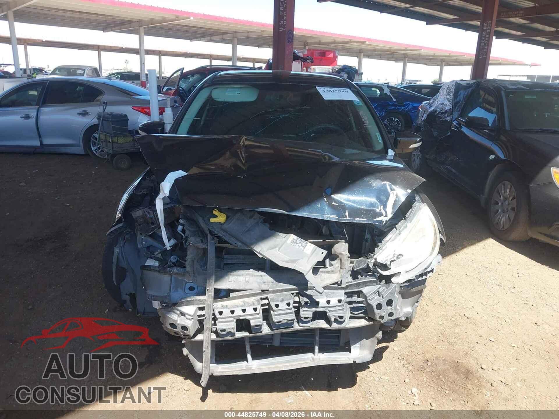 FORD FOCUS 2017 - 1FADP3F27HL226155
