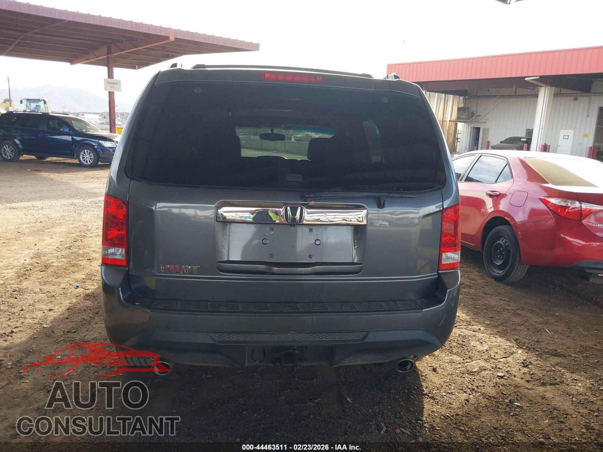 HONDA PILOT 2013 - 5FNYF3H50DB011252
