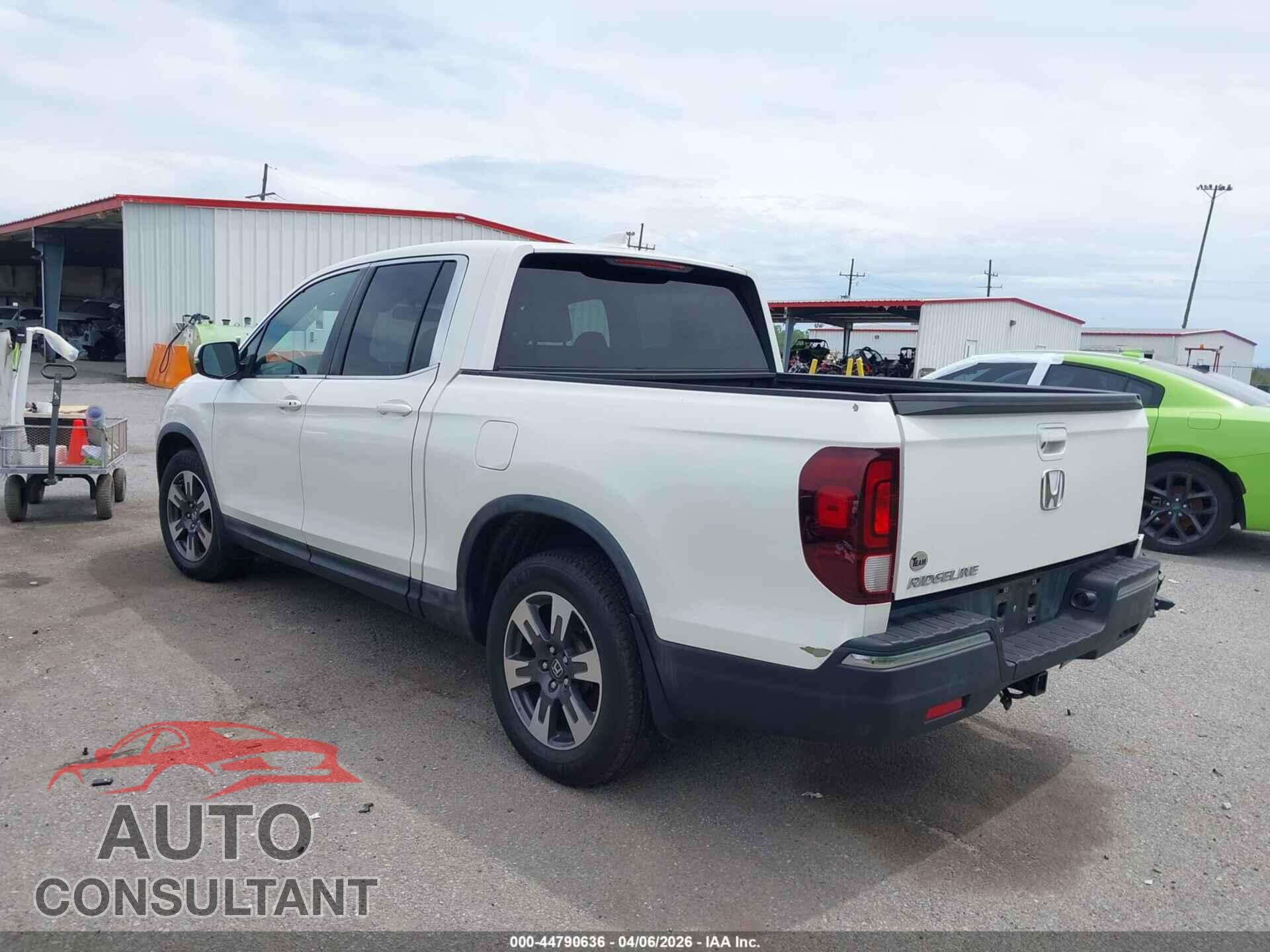 HONDA RIDGELINE 2017 - 5FPYK2F67HB009299