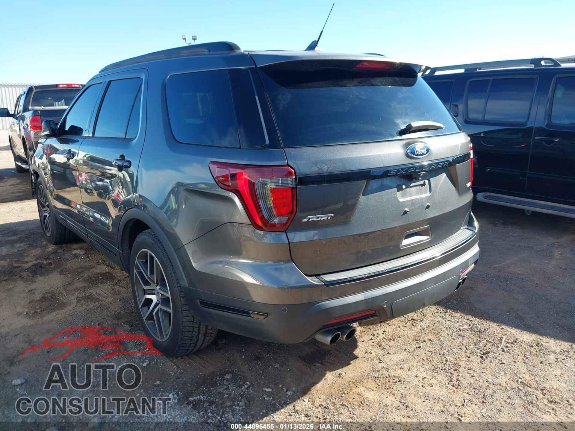 FORD EXPLORER 2018 - 1FM5K8GT9JGB99147