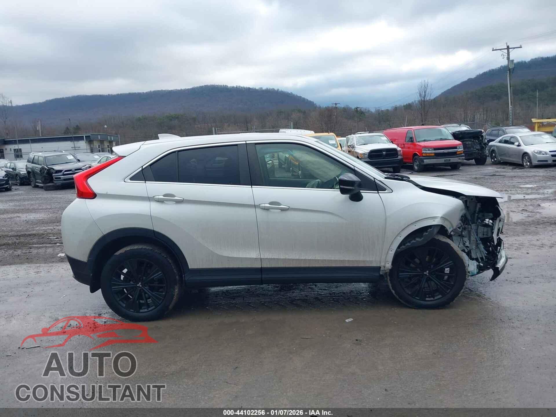 MITSUBISHI ECLIPSE CROSS 2018 - JA4AT4AA3JZ043359