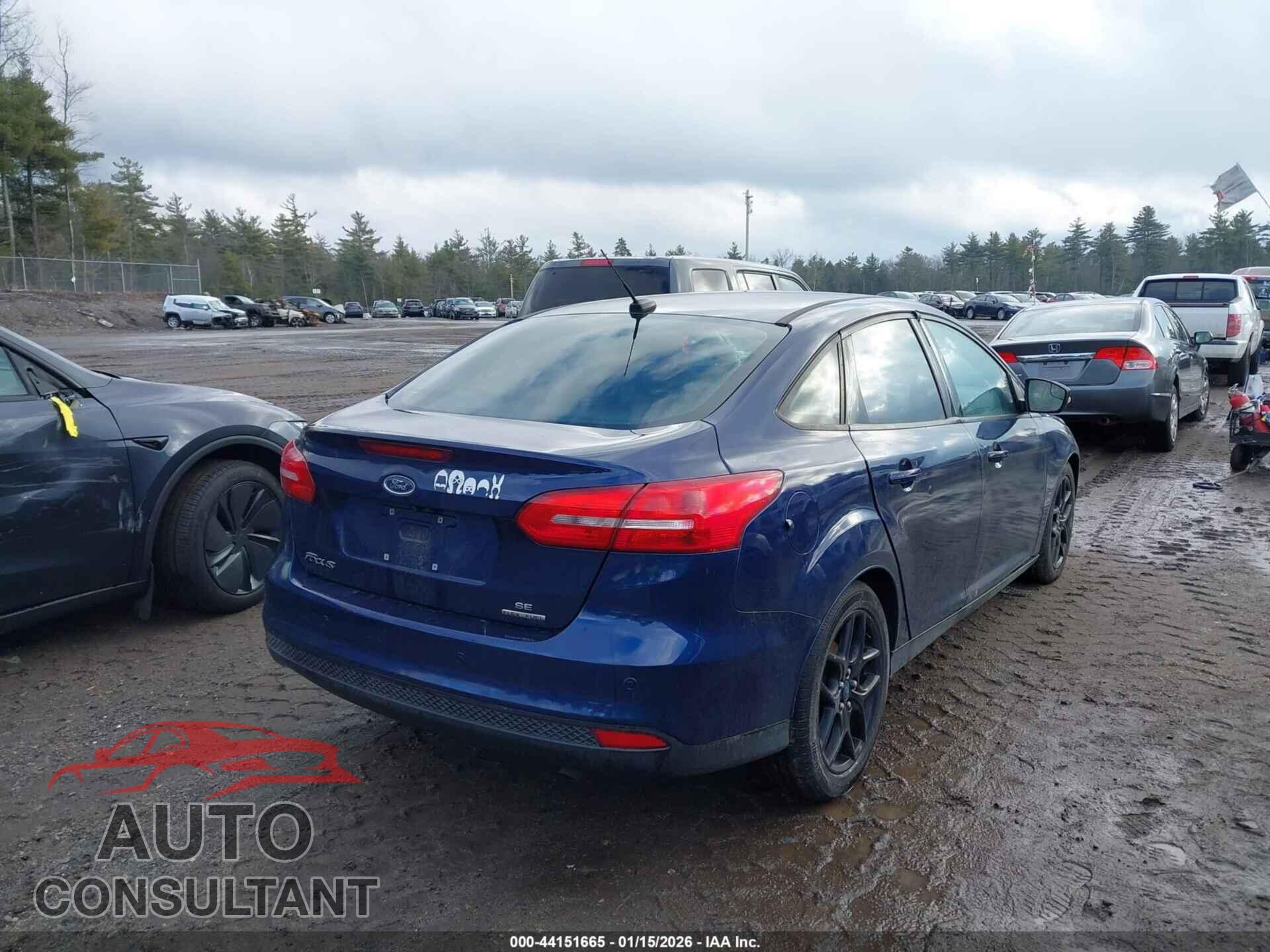 FORD FOCUS 2016 - 1FADP3F26GL248131