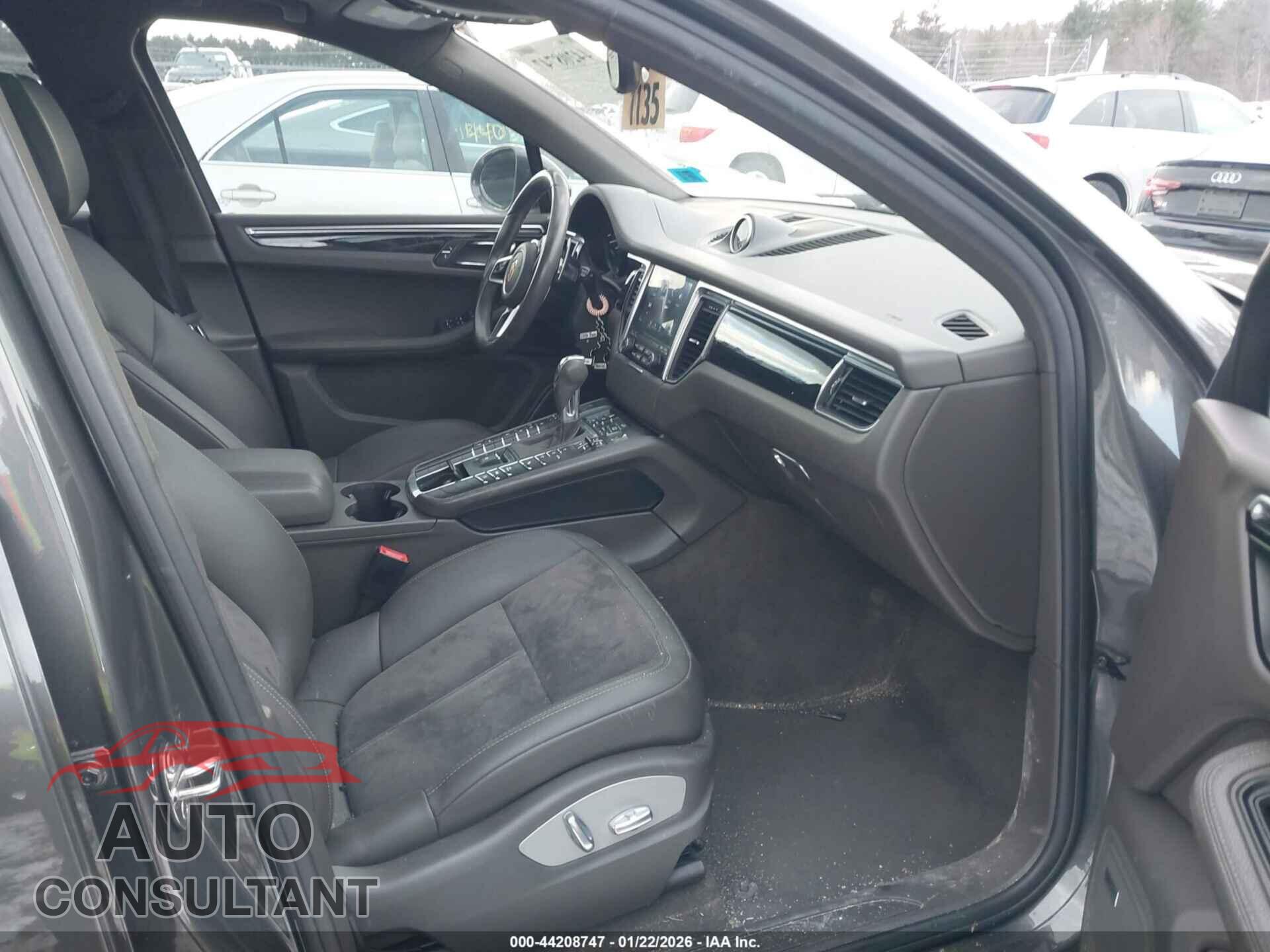 PORSCHE MACAN 2017 - WP1AA2A58HLB81395