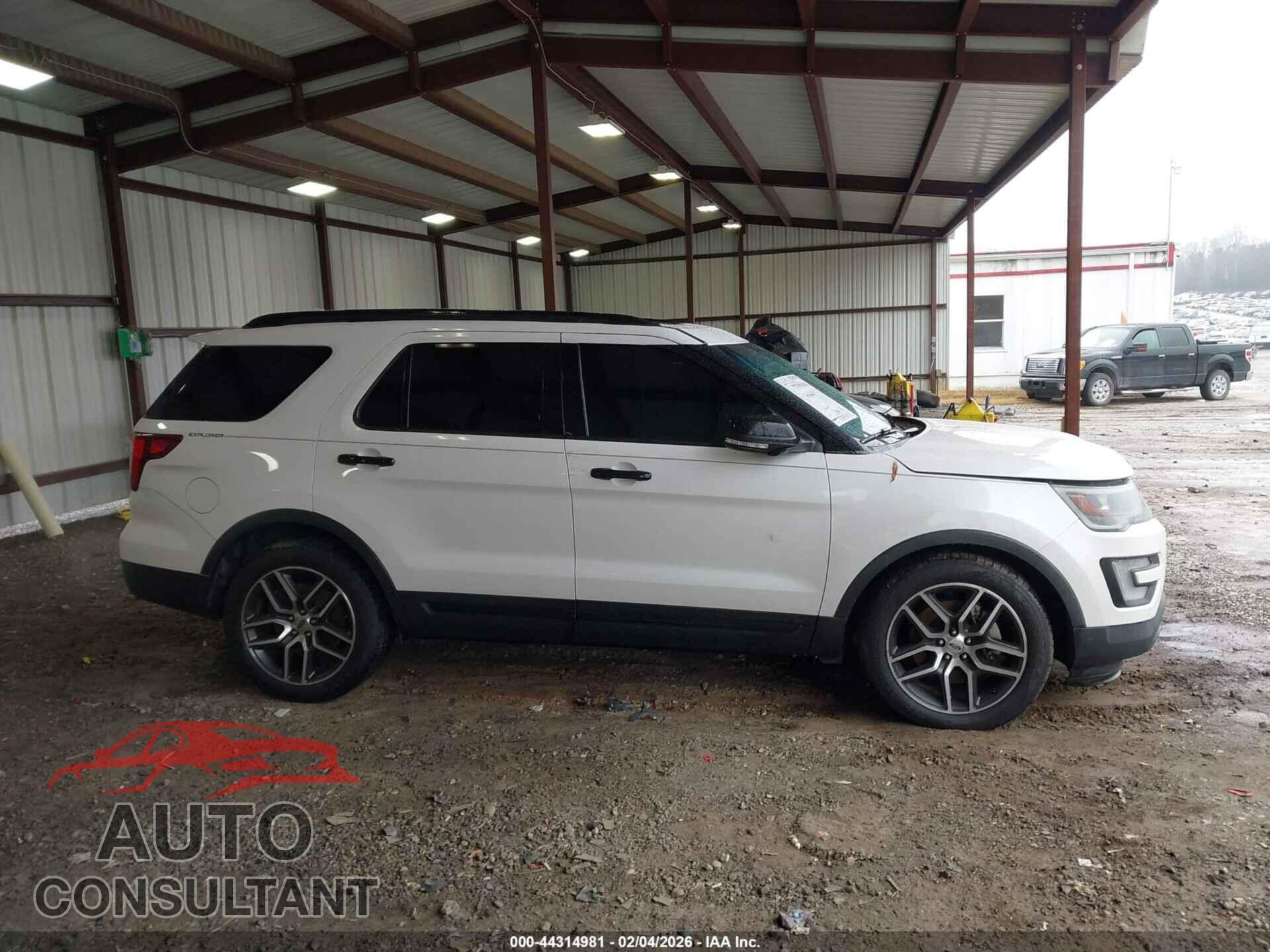 FORD EXPLORER 2016 - 1FM5K8GT2GGD10355