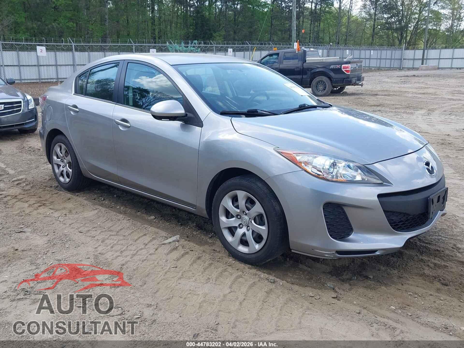 MAZDA MAZDA3 2013 - JM1BL1TF1D1783674