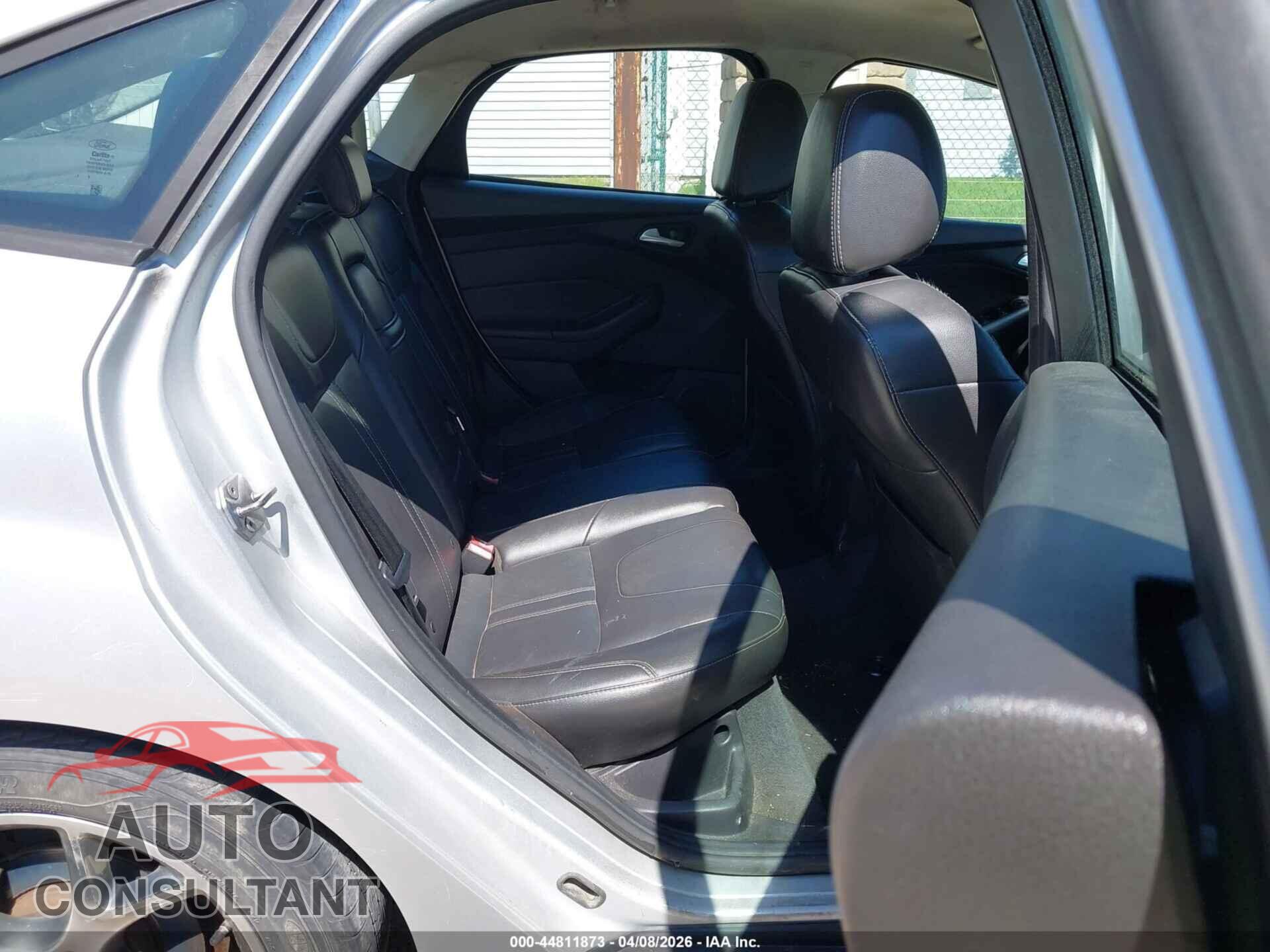FORD FOCUS 2013 - 1FADP3F26DL171742