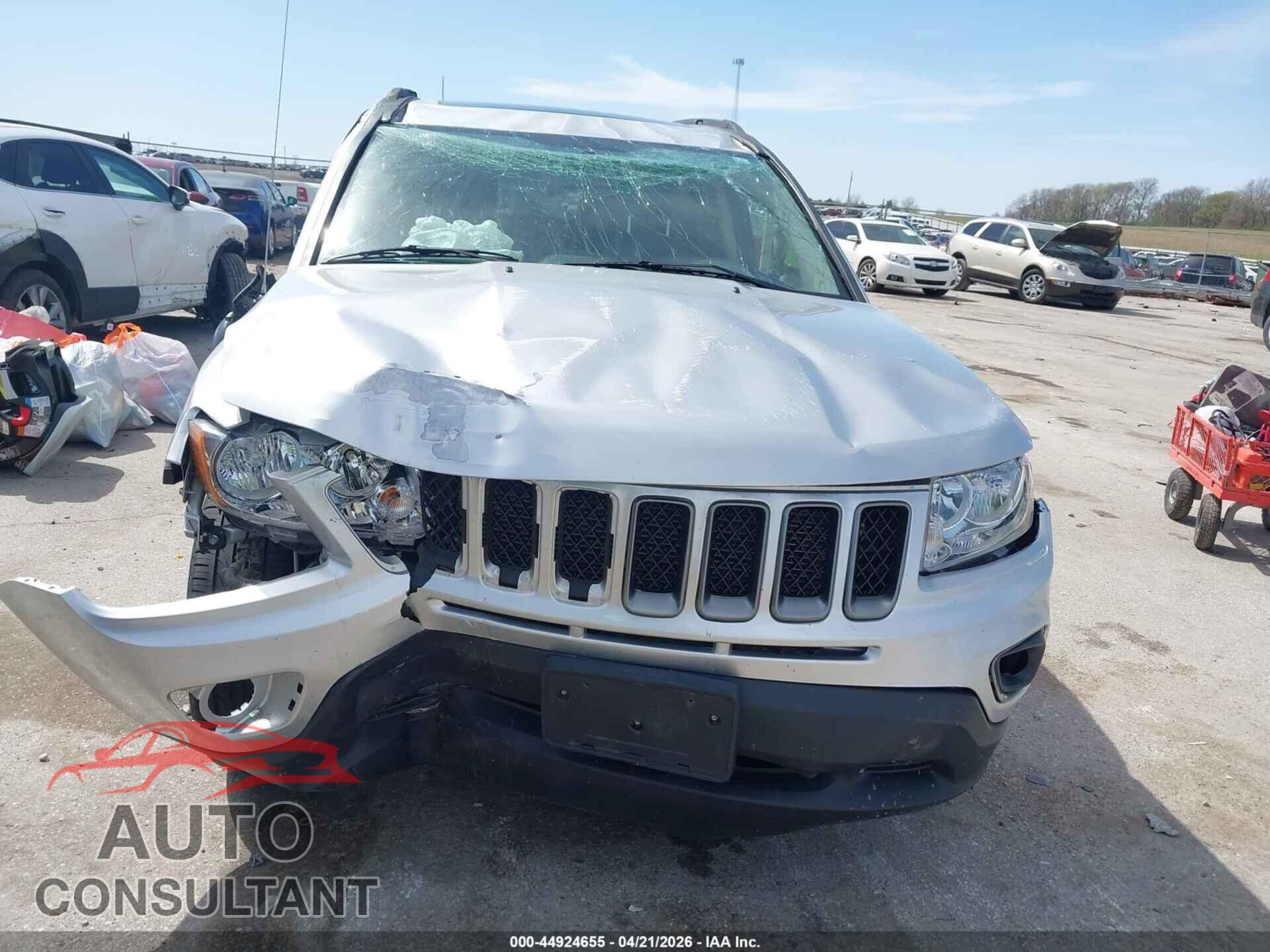 JEEP COMPASS 2011 - 1J4NF5FB8BD167156