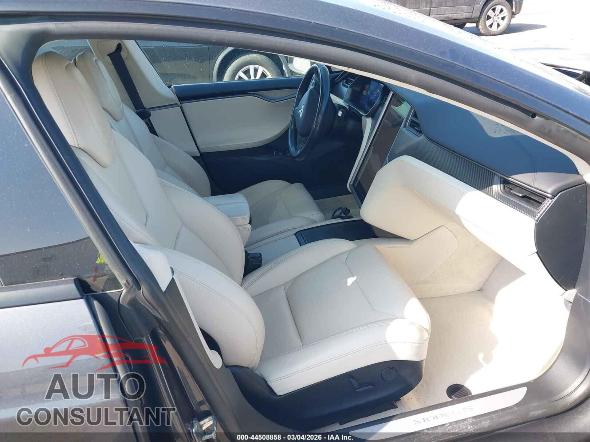 TESLA MODEL S 2018 - 5YJSA1E2XJF274024