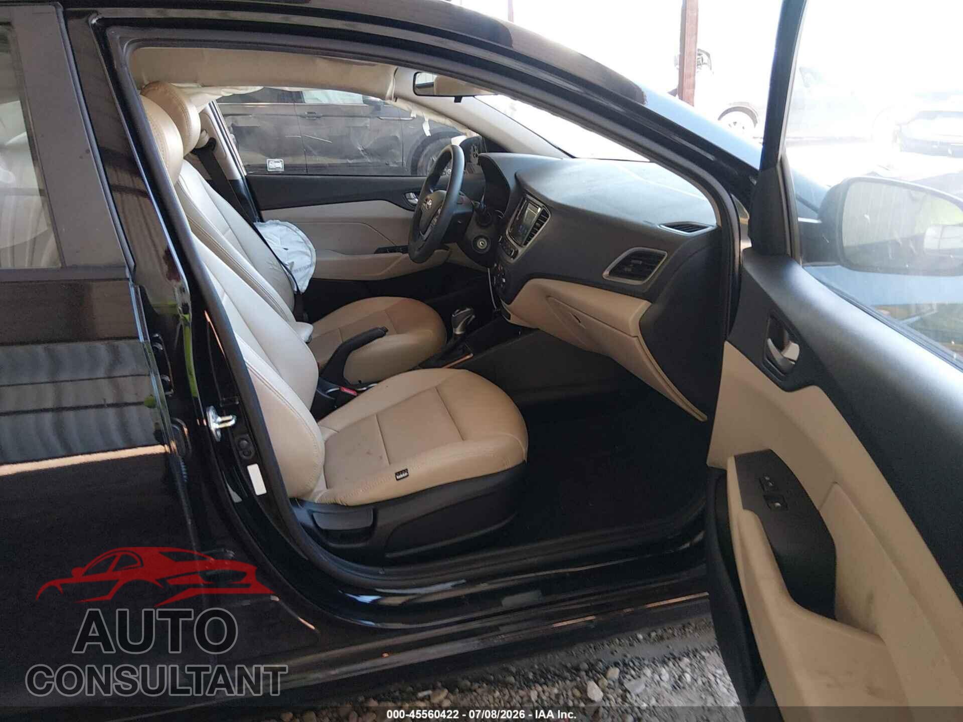 HYUNDAI ACCENT 2018 - 3KPC24A30JE024945