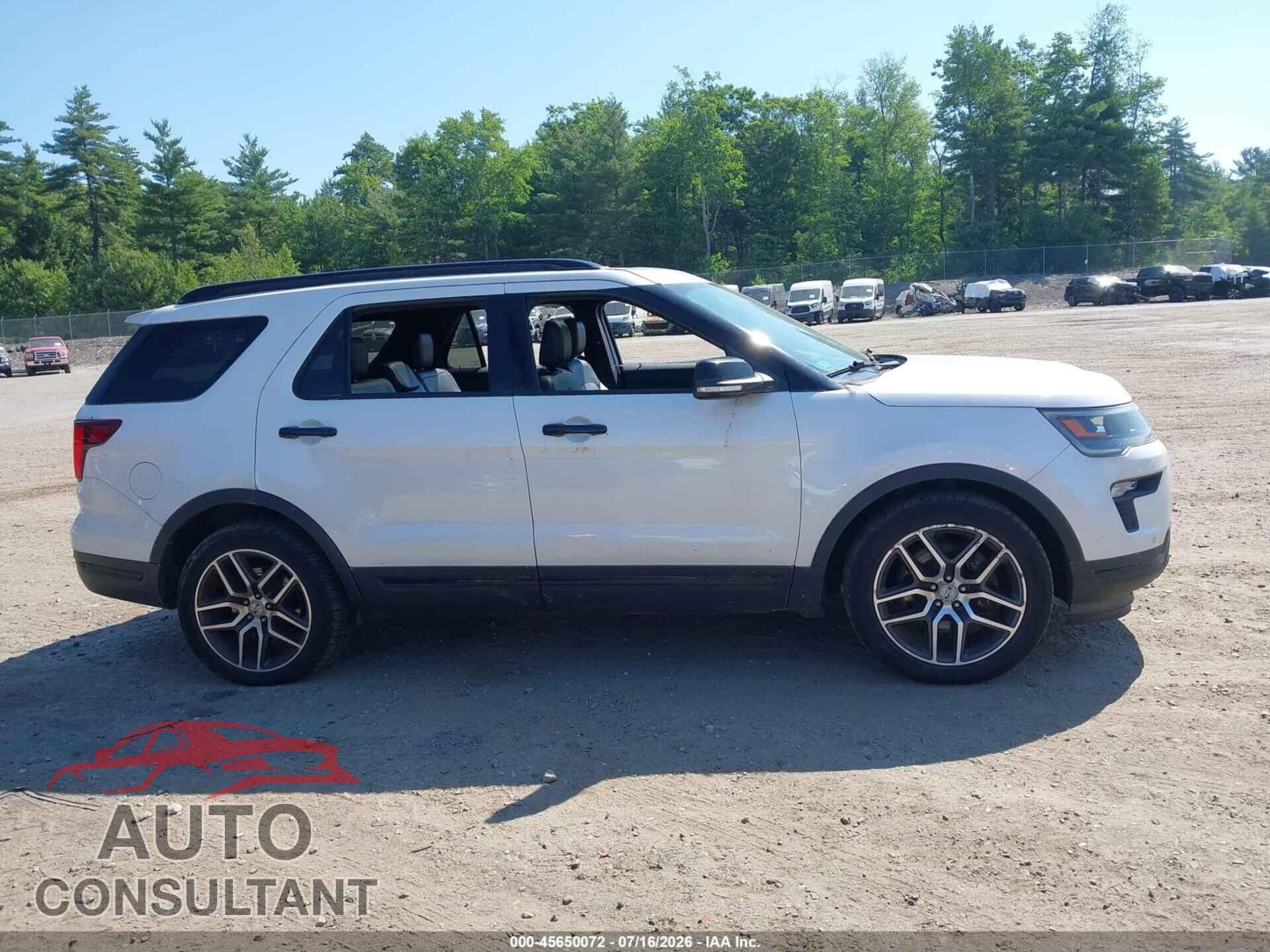 FORD EXPLORER 2018 - 1FM5K8GTXJGB01596