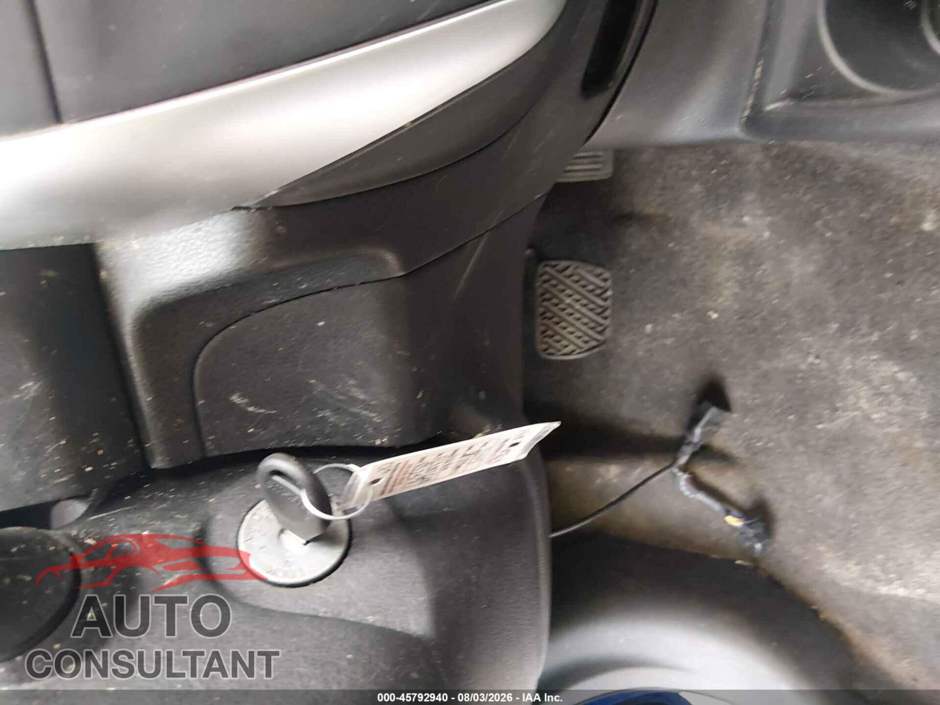 NISSAN VERSA NOTE 2015 - 3N1CE2CP6FL400601