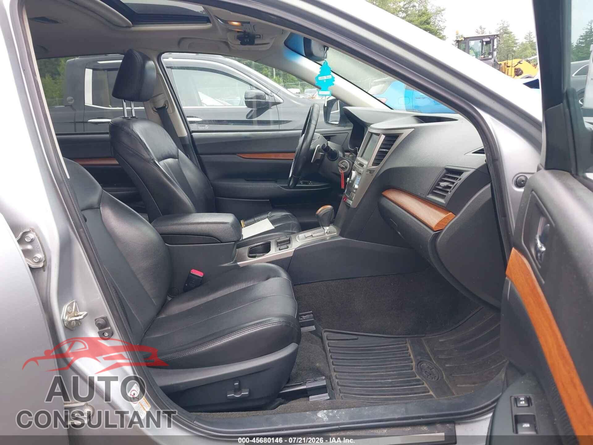 SUBARU OUTBACK 2013 - 4S4BRBLC3D3218675