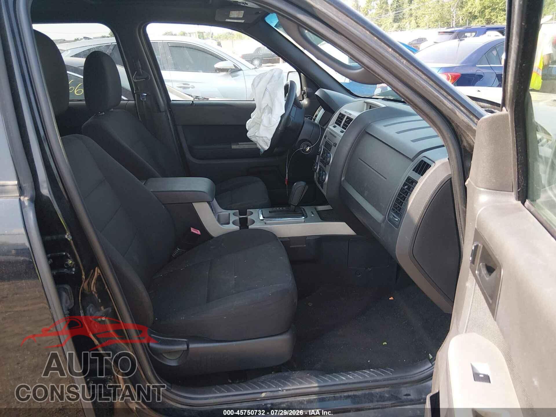 FORD ESCAPE 2009 - 1FMCU03G89KA15823