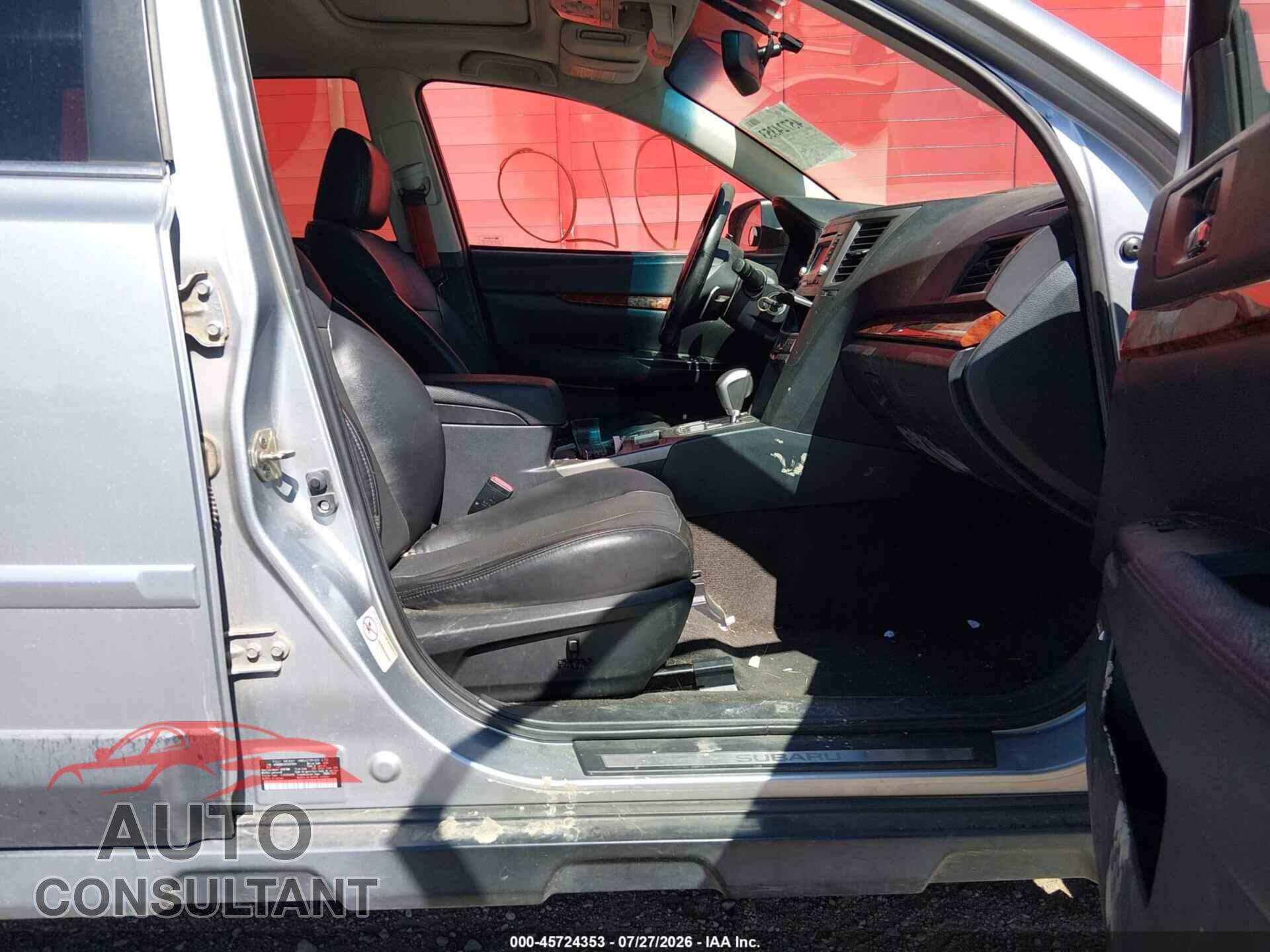 SUBARU OUTBACK 2012 - 4S4BRBKC4C3201979