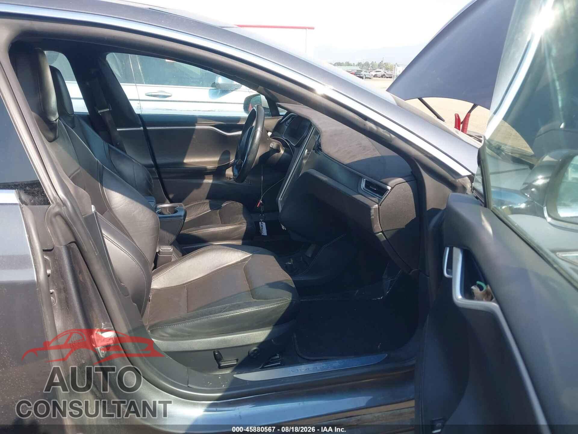 TESLA MODEL S 2015 - 5YJSA1E21FF118669