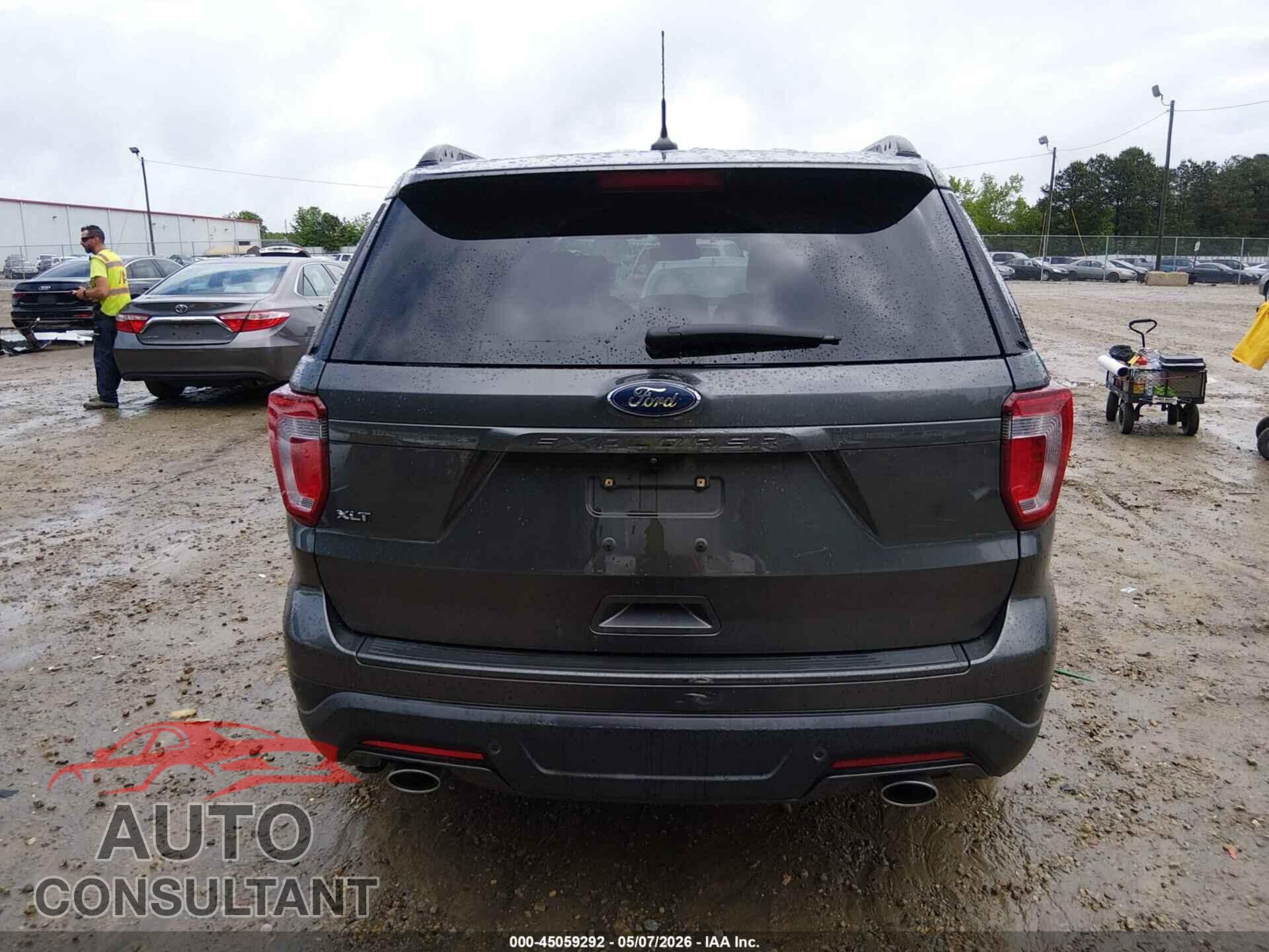 FORD EXPLORER 2018 - 1FM5K7D81JGB25988