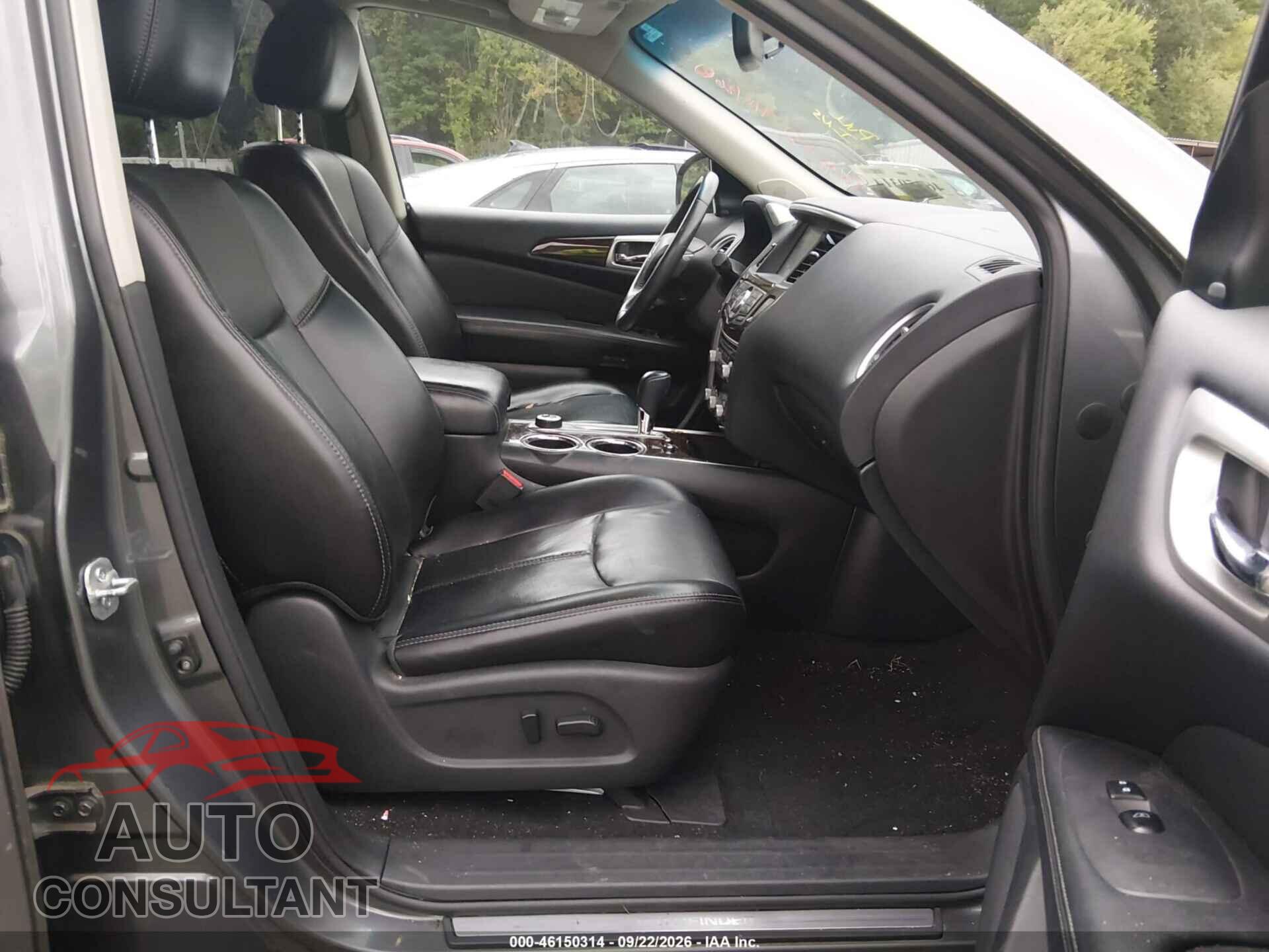 NISSAN PATHFINDER 2015 - 5N1AR2MM1FC665916