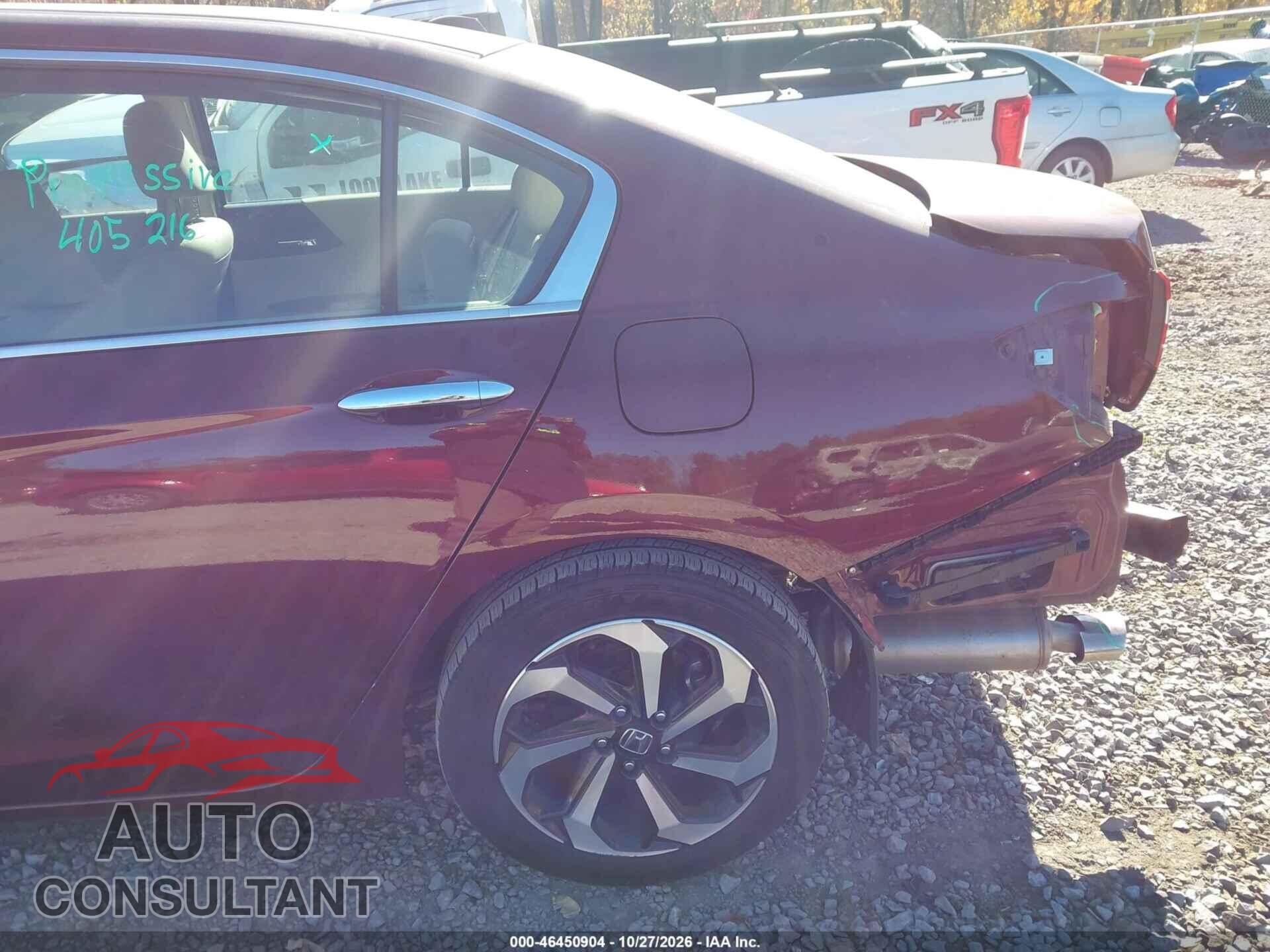 HONDA ACCORD 2017 - 1HGCR3F86HA011027