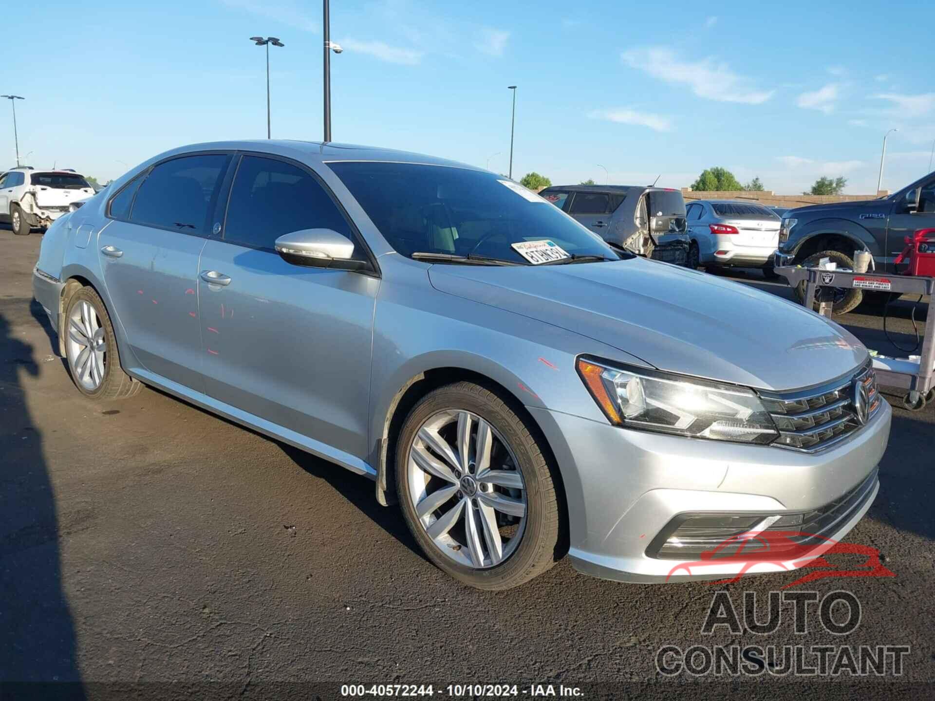 VOLKSWAGEN PASSAT 2019 - 1VWLA7A34KC008998