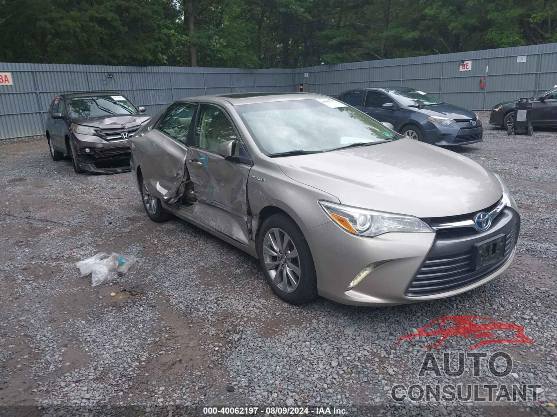 TOYOTA CAMRY HYBRID 2017 - 4T1BD1FK7HU212521