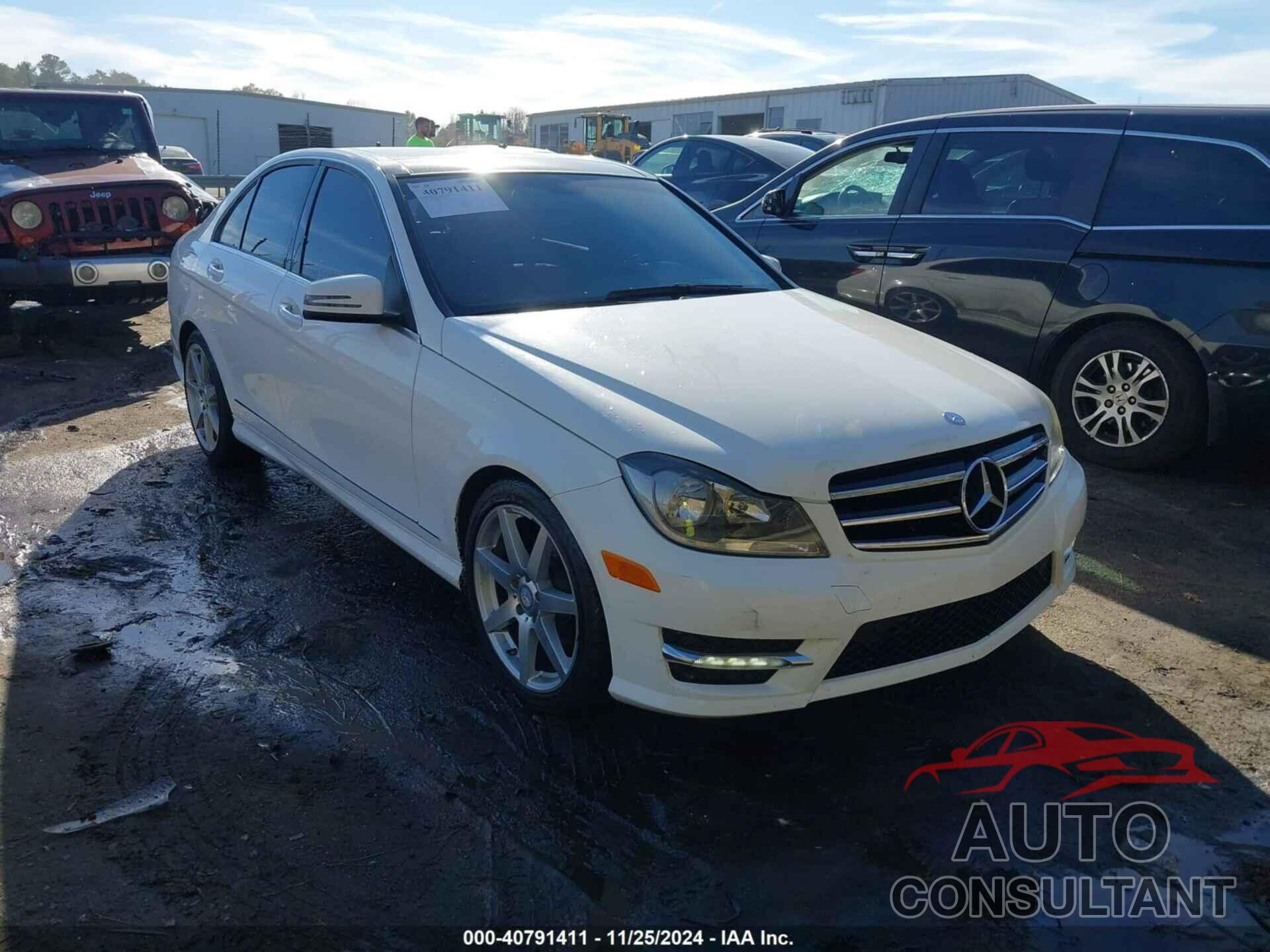 MERCEDES-BENZ C-CLASS 2014 - WDDGF4HB9EG244955