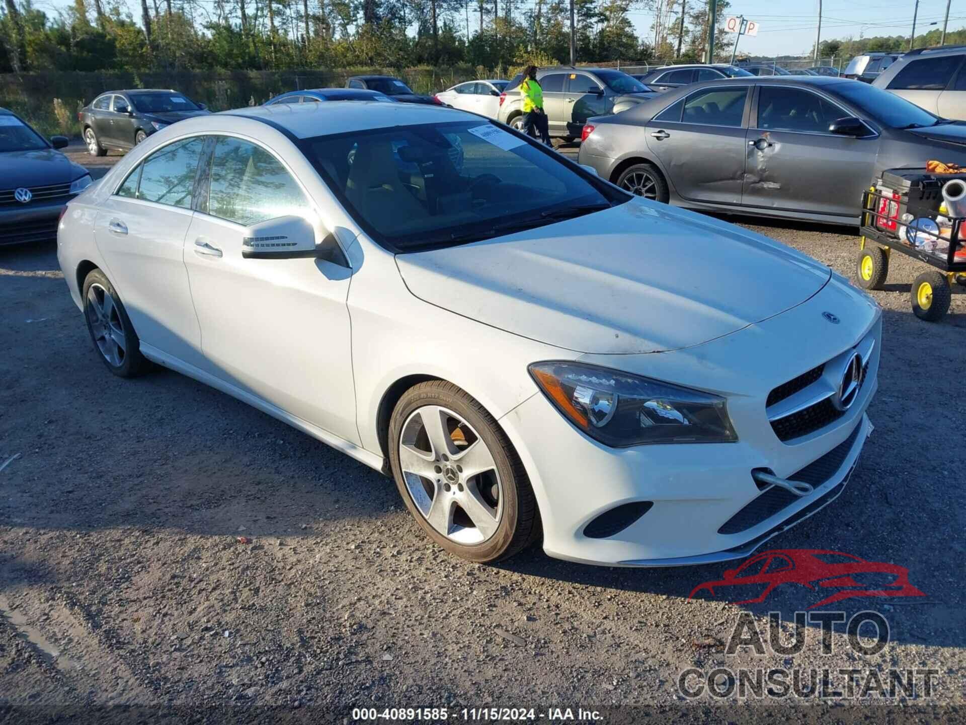 MERCEDES-BENZ CLA 250 2018 - WDDSJ4EB7JN554038