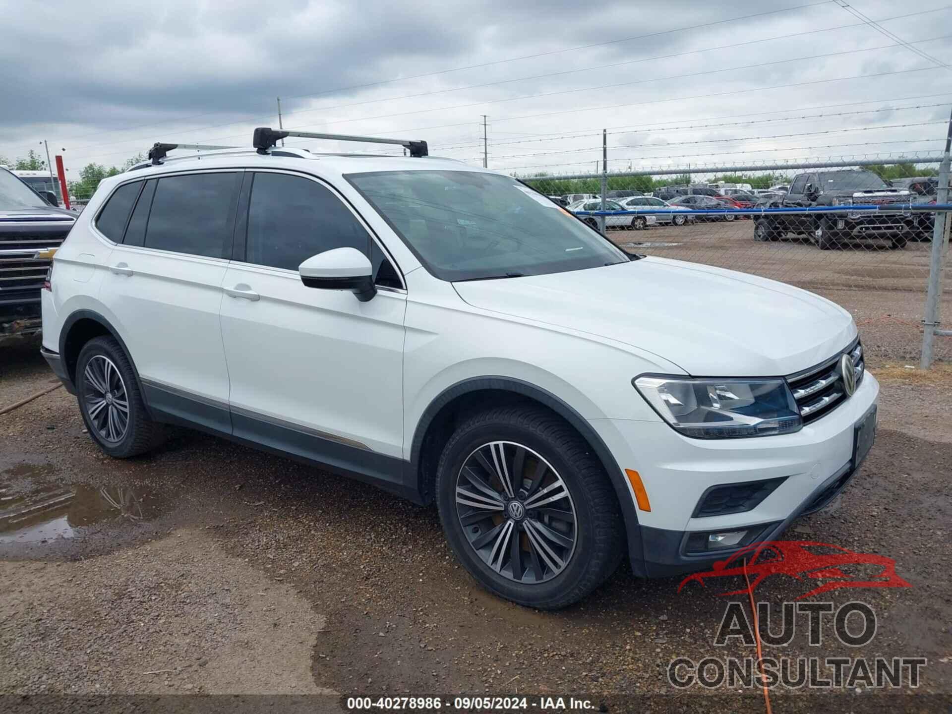 VOLKSWAGEN TIGUAN 2018 - 3VV3B7AX7JM068047