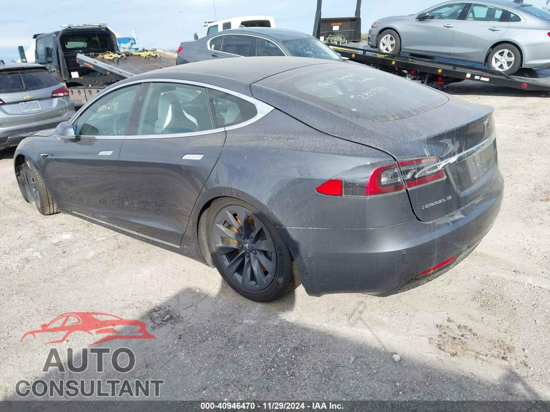 TESLA MODEL S 2018 - 5YJSA1E26JF283979