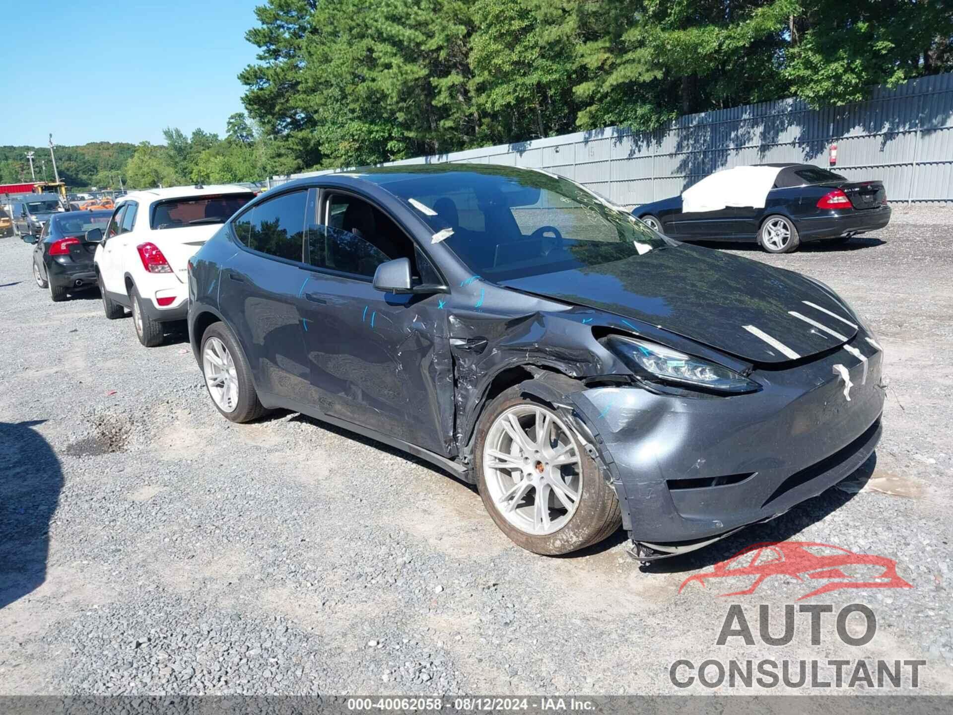 TESLA MODEL Y 2023 - 7SAYGDEE9PA035450