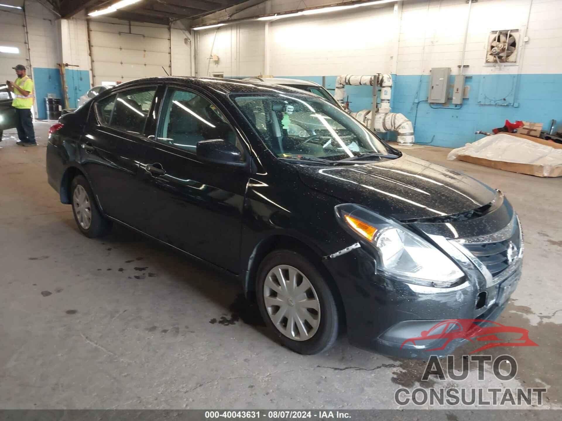 NISSAN VERSA 2018 - 3N1CN7AP4JL820527